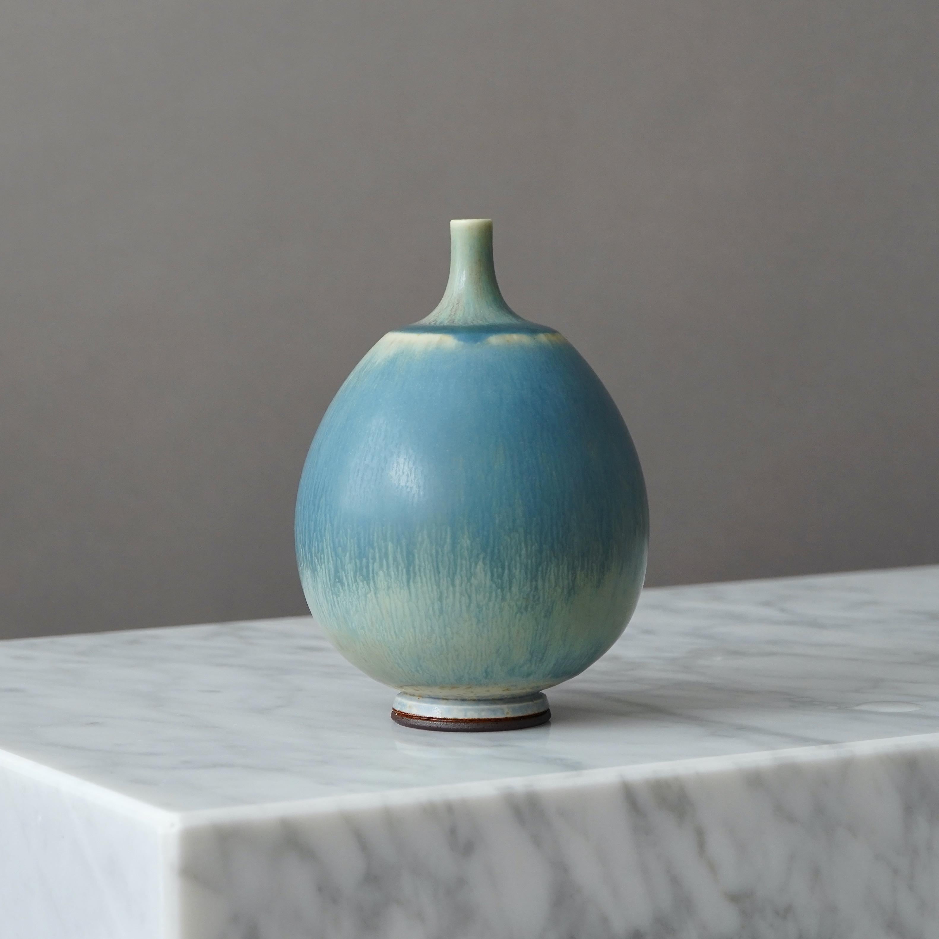 Vaso in gres di Berndt Friberg per Studio A, Svezia, 1969 in vendita 2