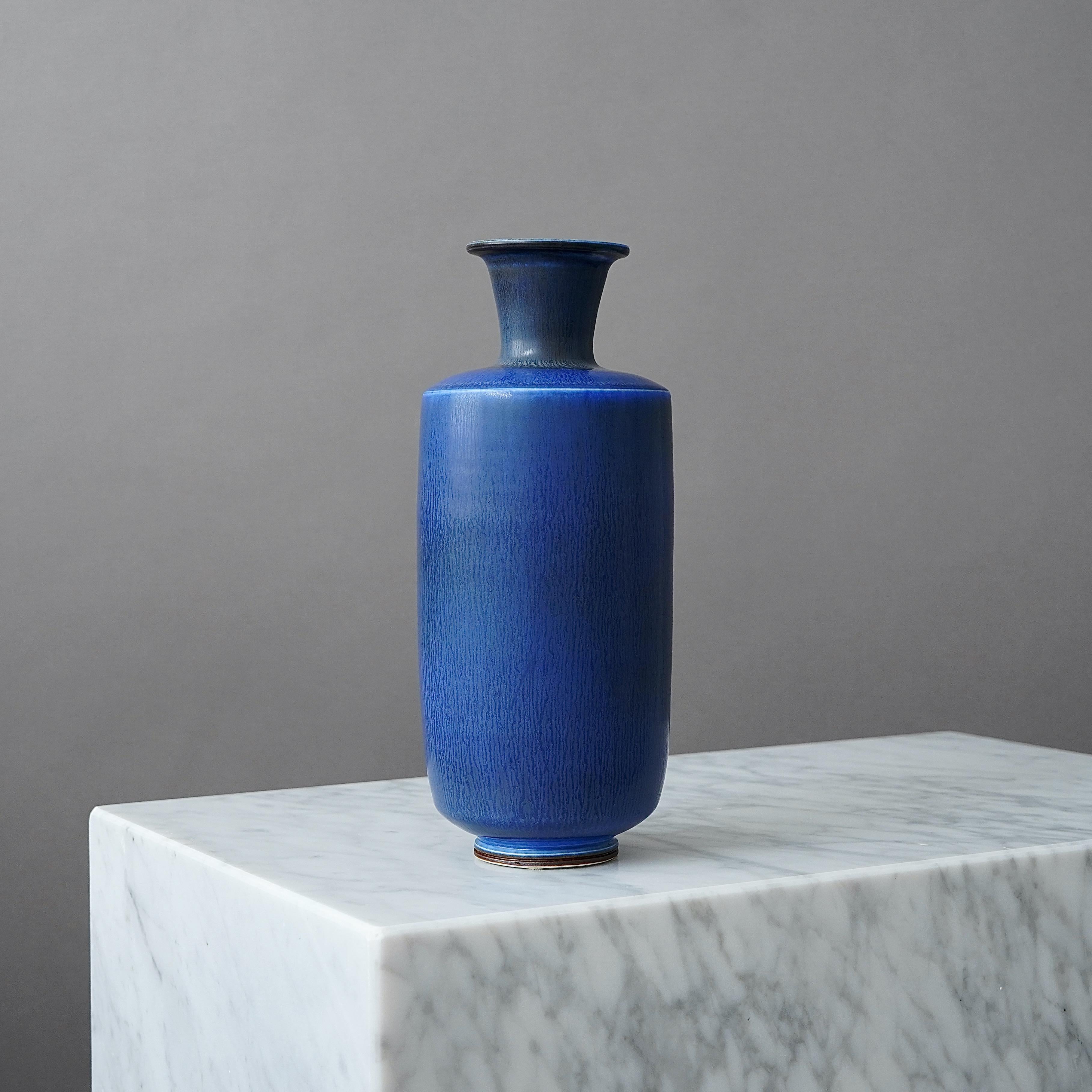 Scandinavo moderno Vaso in gres di Berndt Friberg per Studio A, Svezia, 1975 in vendita