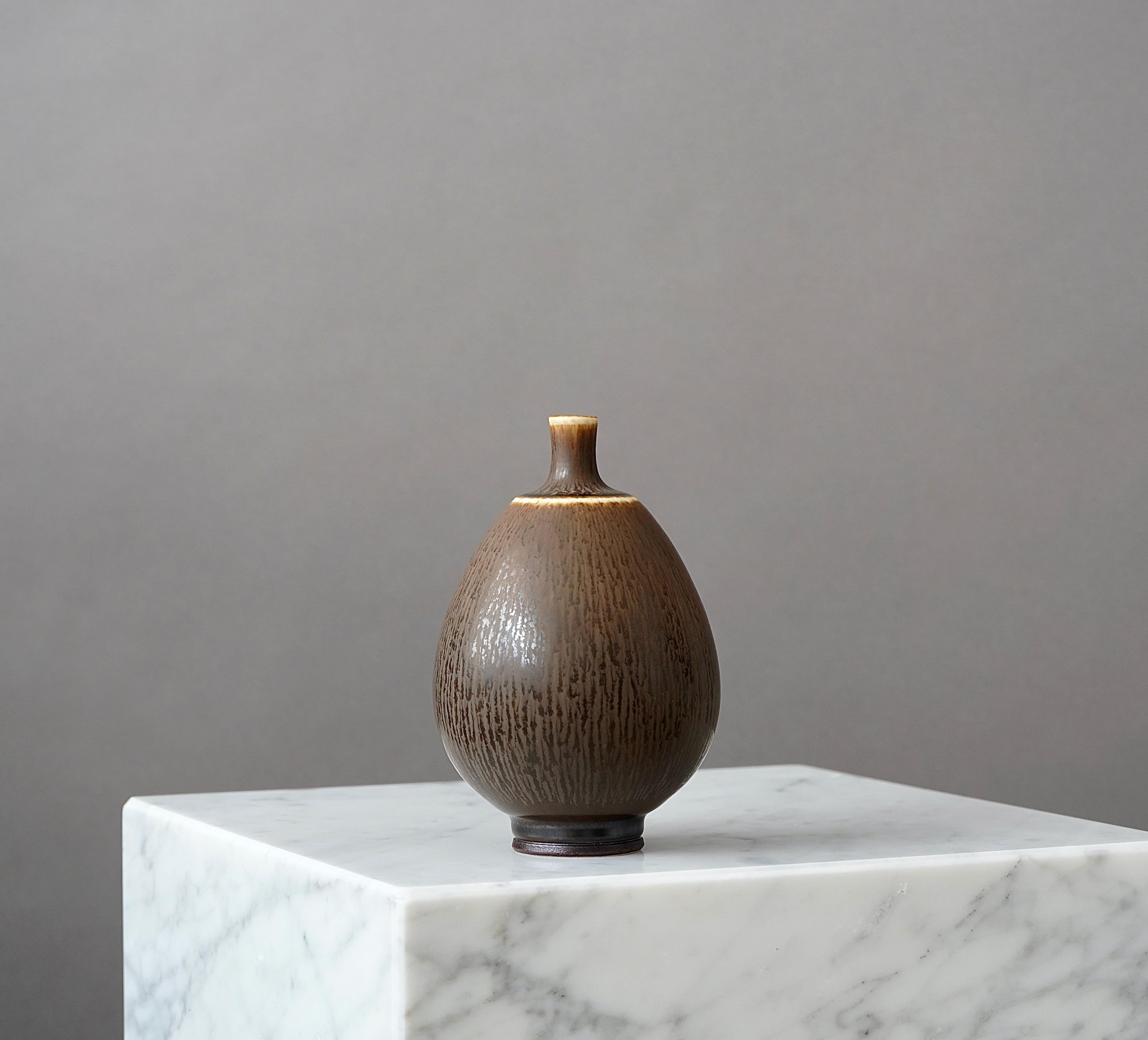 Scandinavian Modern Stoneware Vase by Berndt Friberg for Gustavsberg Studio, Sweden, 1979 For Sale