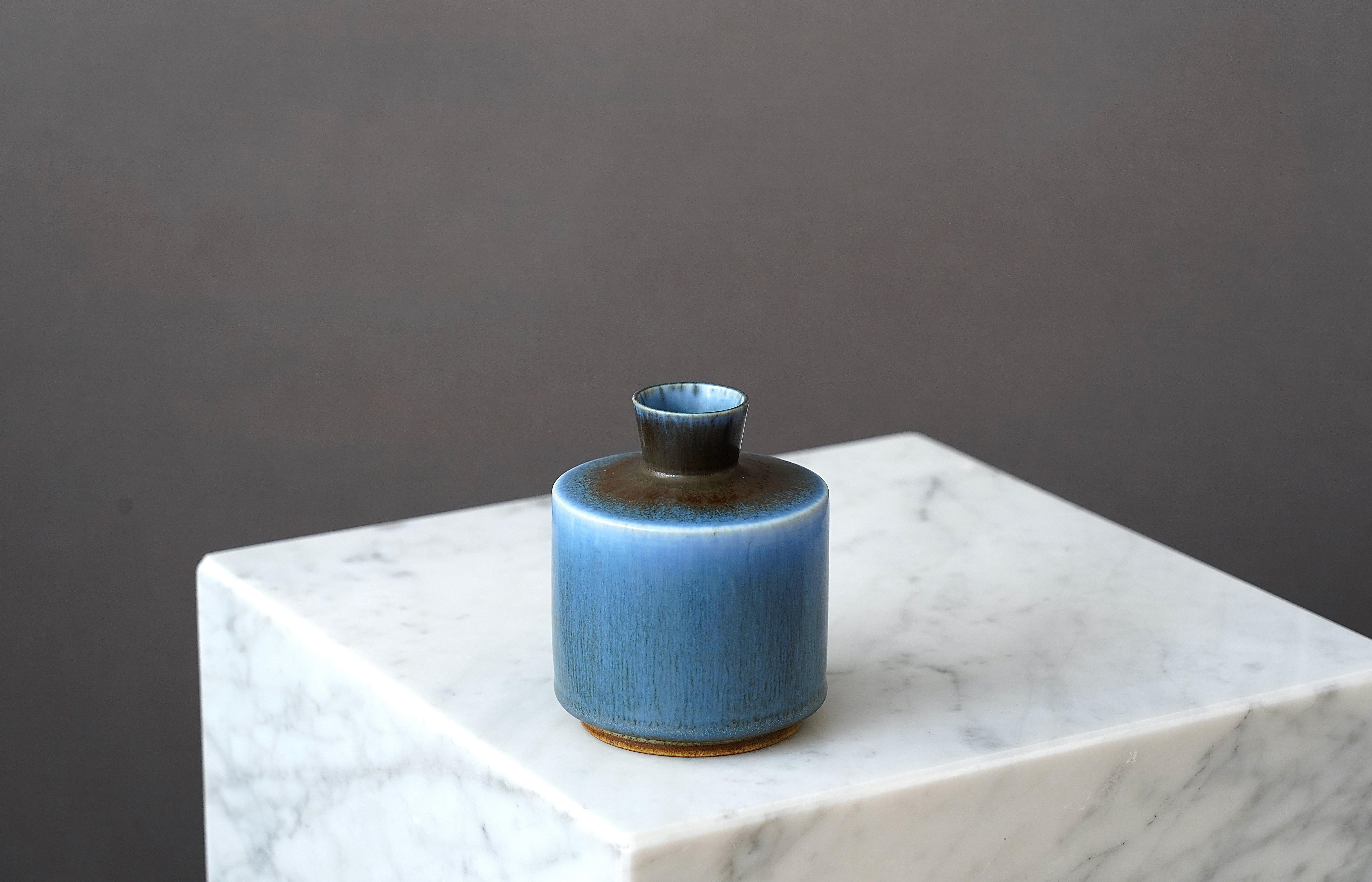 Scandinave moderne Vase en grès de Berndt Friberg pour Gustavsberg, Suède, 1962 en vente