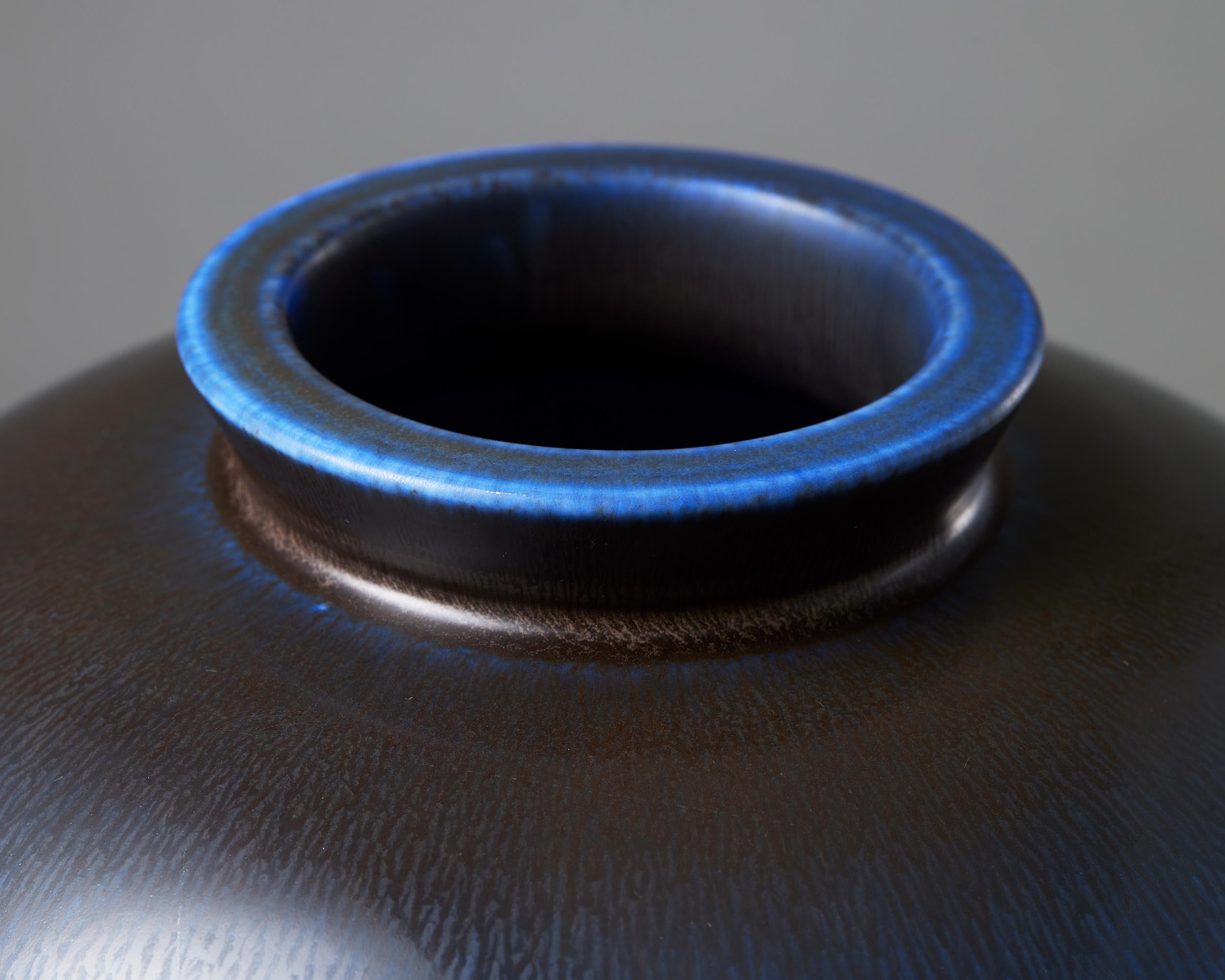 Mid-20th Century Stoneware Vase by Berndt Friberg for Gustavsberg, Sweden, 1964, Dark Blue, Large For Sale