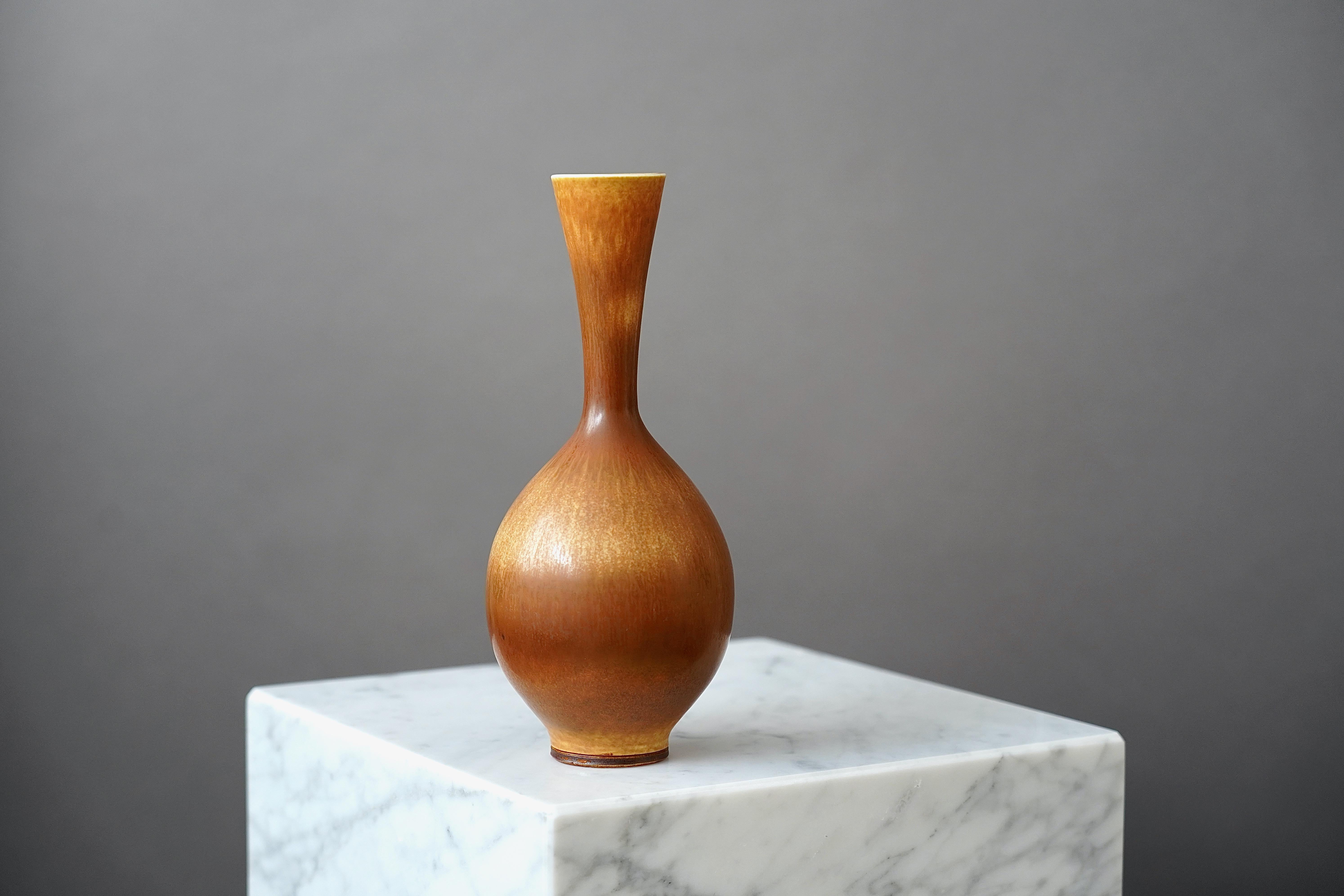 Stoneware Vase by Berndt Friberg for Gustavsberg, Sweden, 1975 In Good Condition For Sale In Malmö, SE