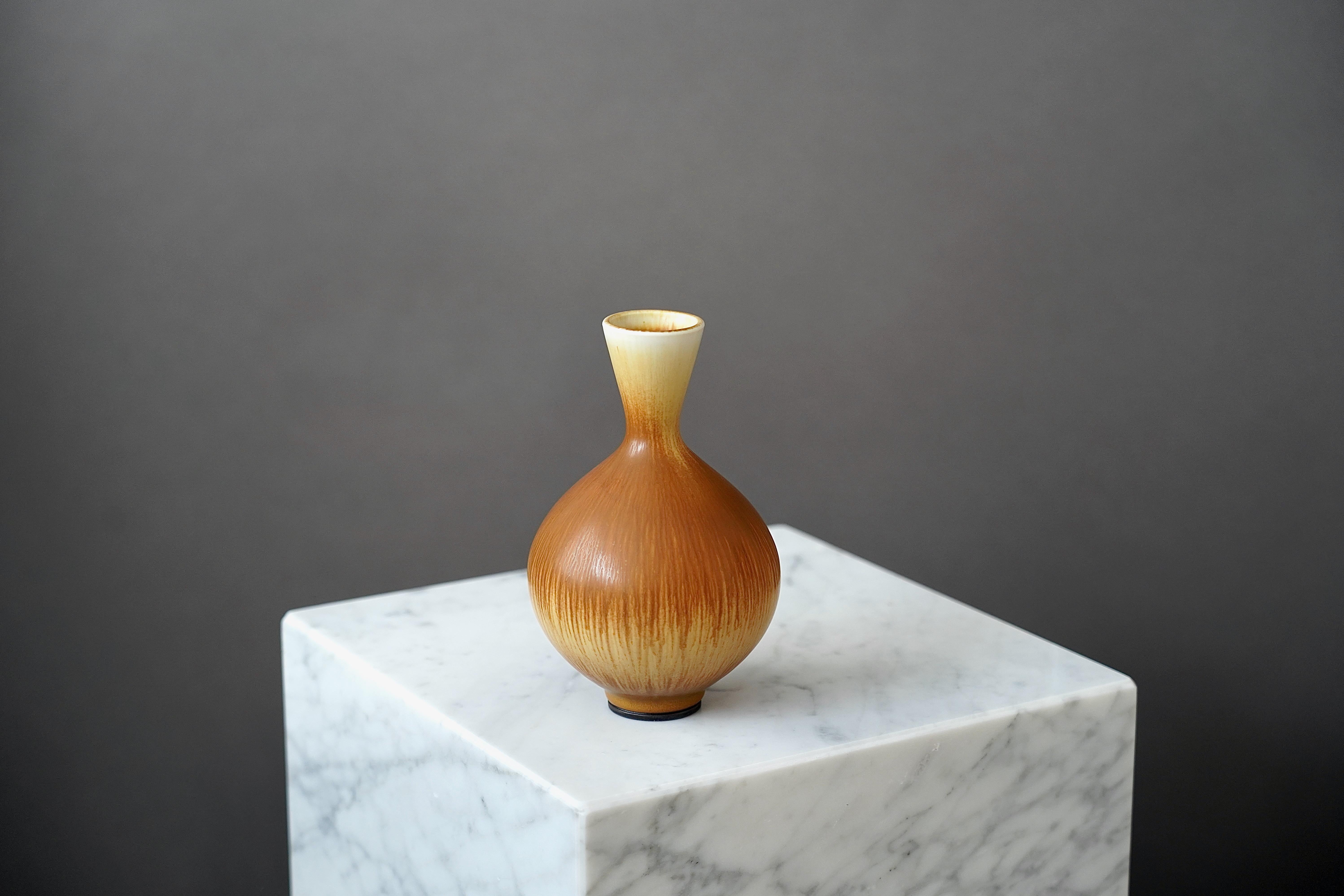Swedish Stoneware Vase by Berndt Friberg for Gustavsberg, Sweden, 1977 For Sale