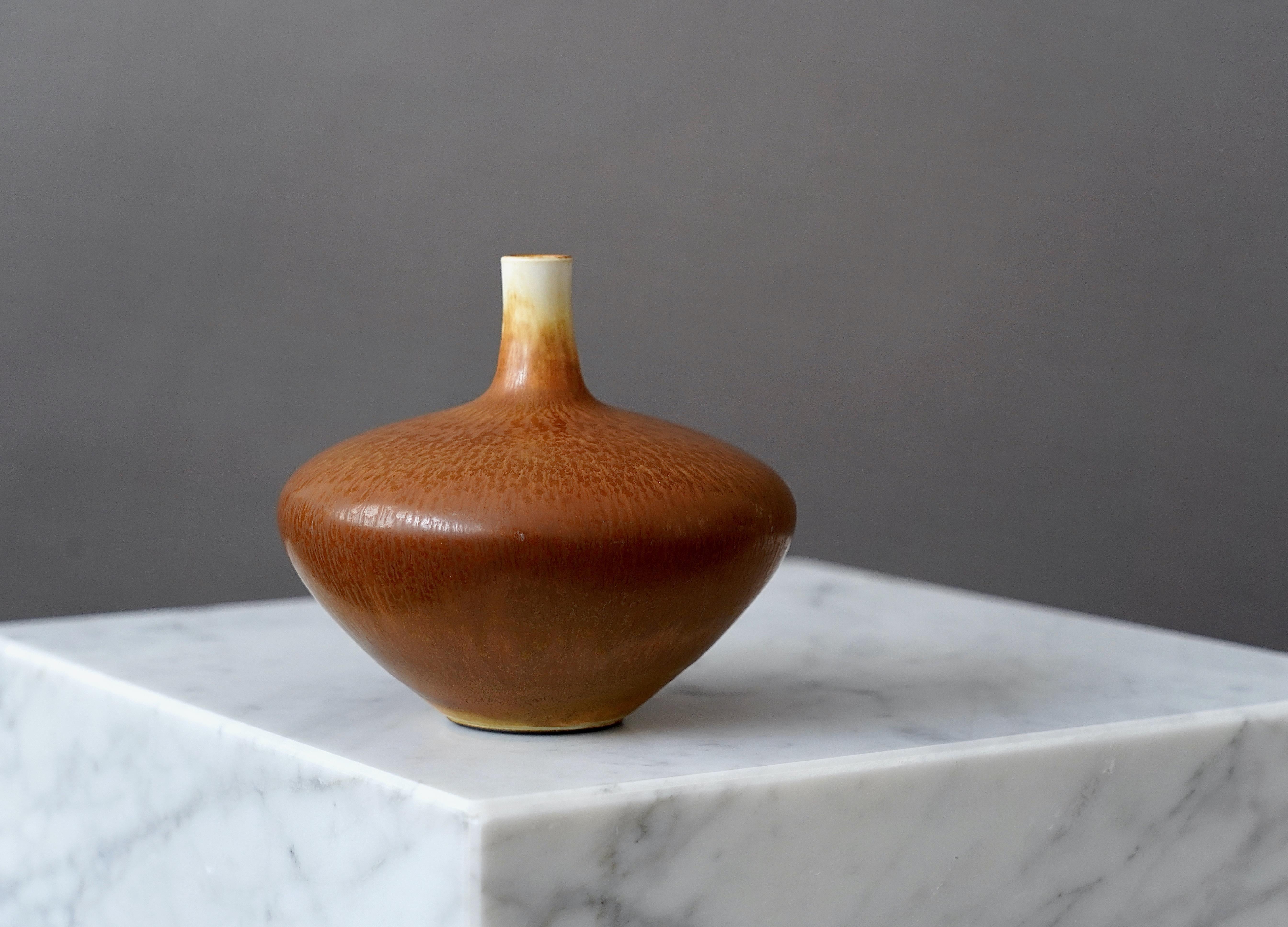 Late 20th Century Stoneware Vase by Berndt Friberg for Gustavsberg, Sweden, 1977 For Sale