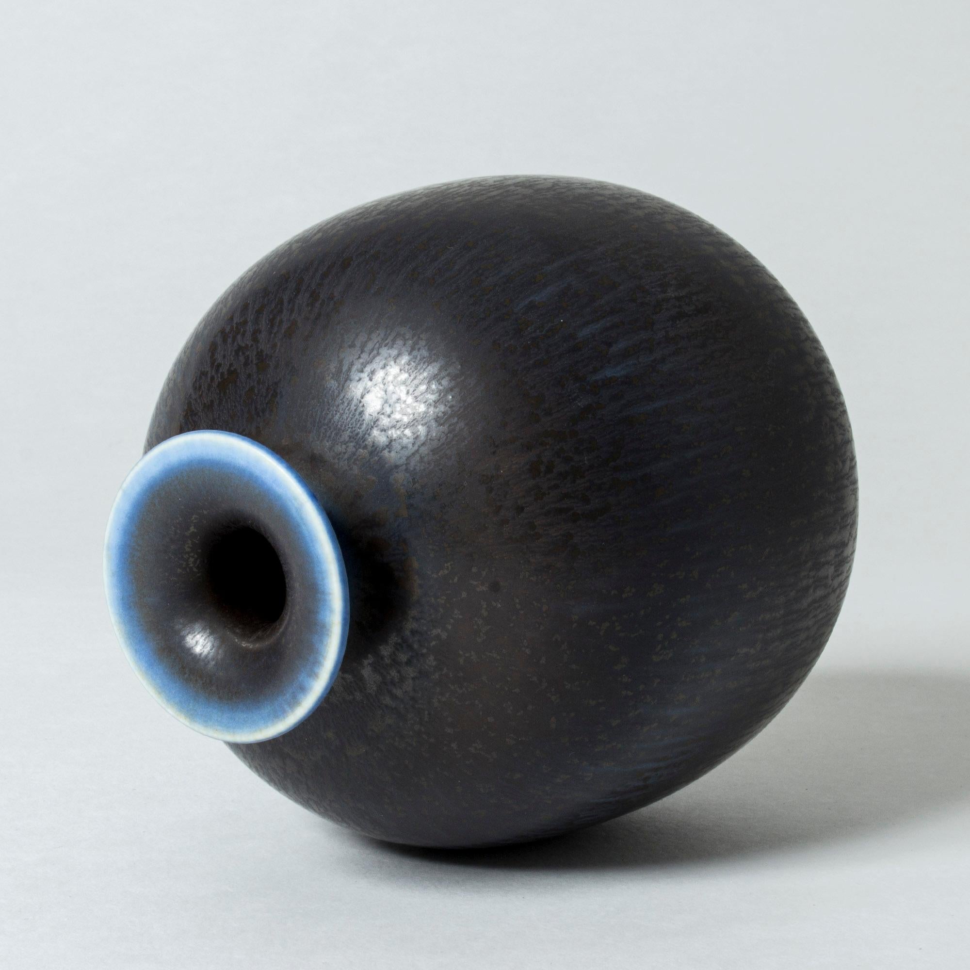 Scandinavian Modern Stoneware Vase by Berndt Friberg