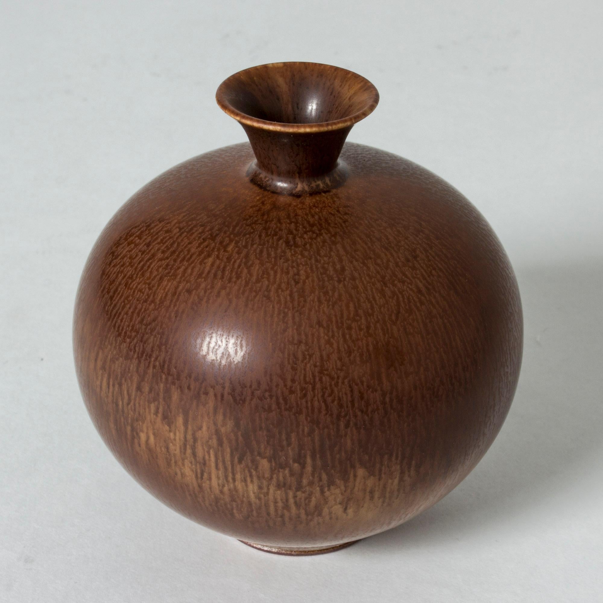 Stoneware Vase by Berndt Friberg In Excellent Condition In Stockholm, SE