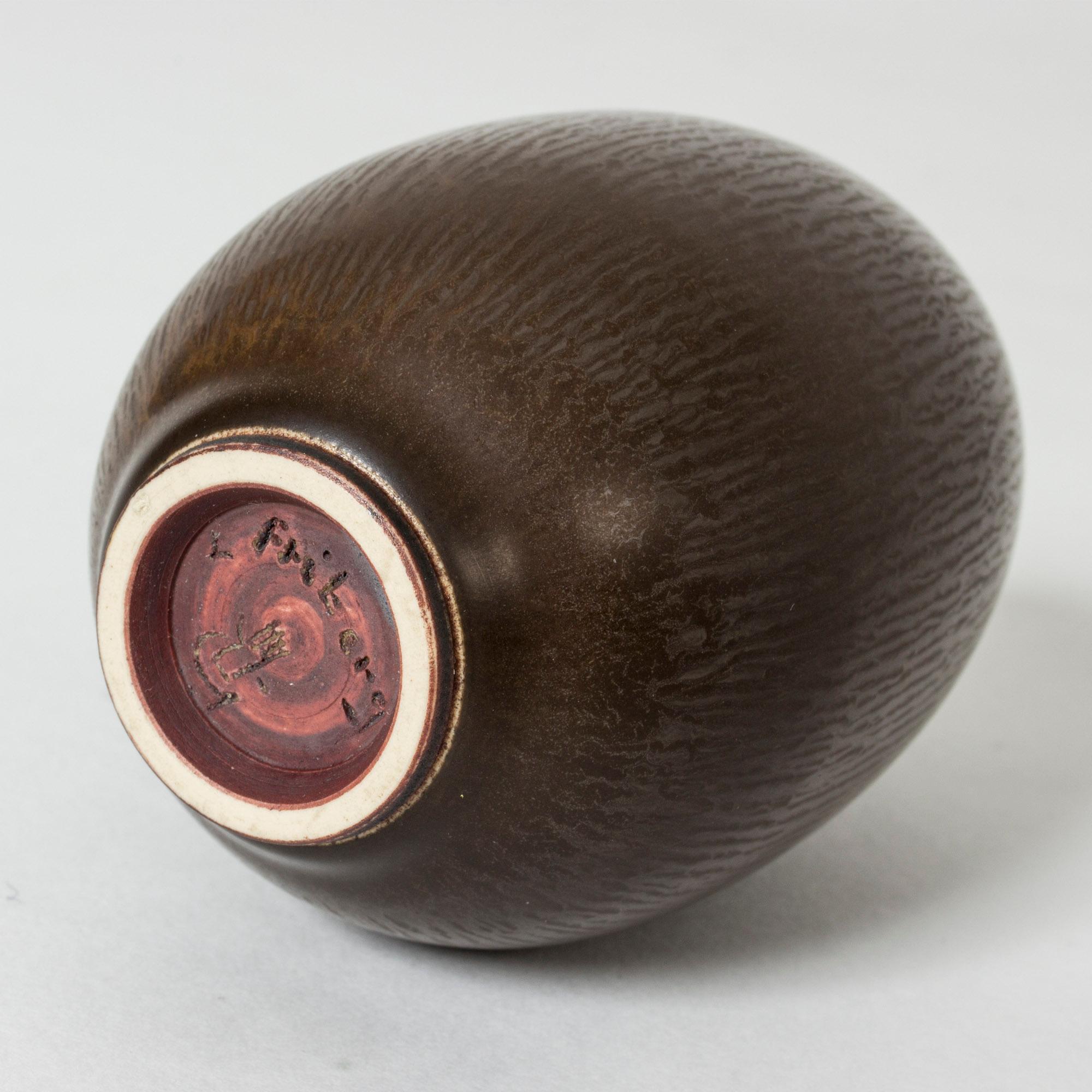 Stoneware Vase by Berndt Friberg 1
