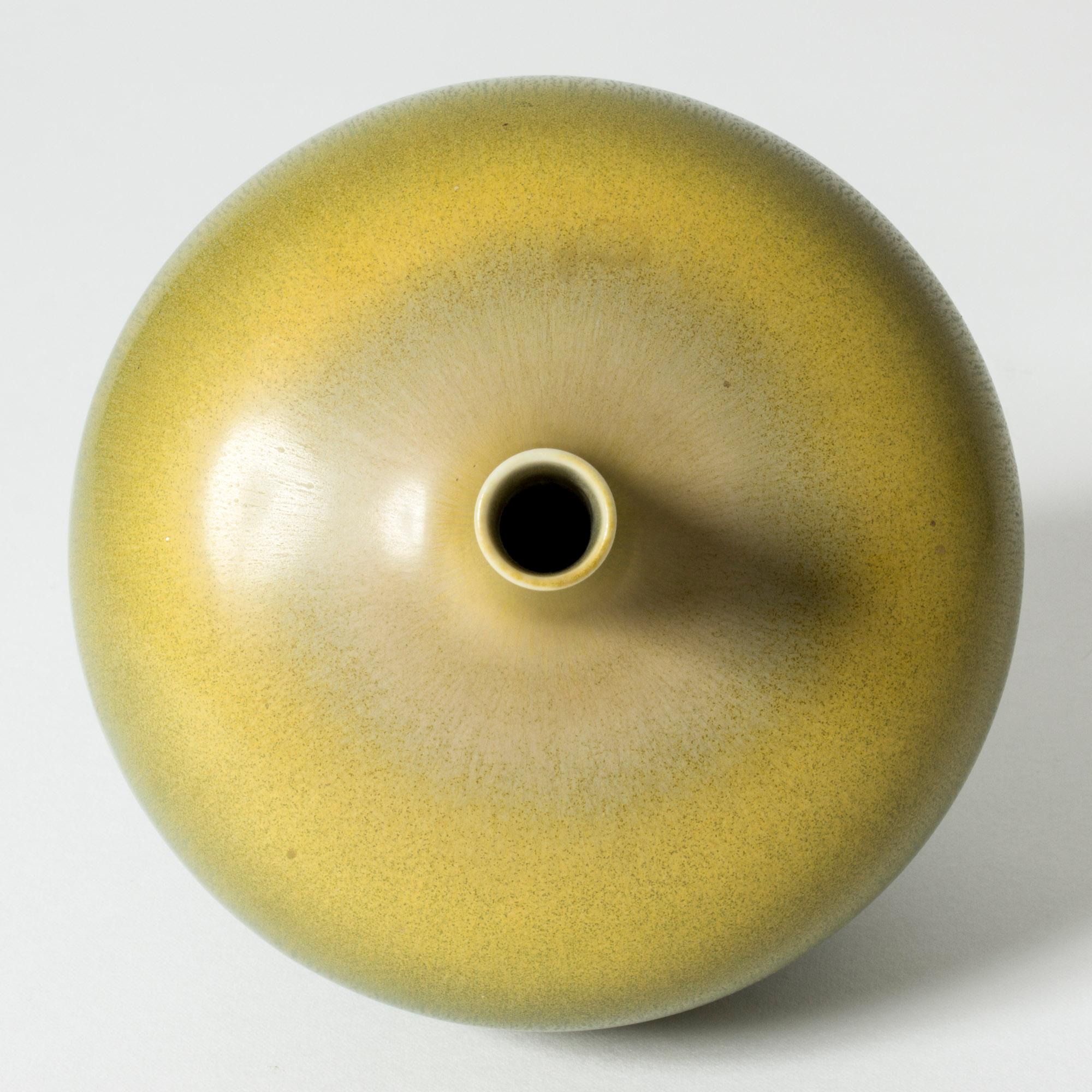 Scandinavian Modern Stoneware Vase by Berndt Friberg, Gustavsberg, Sweden, 1950s