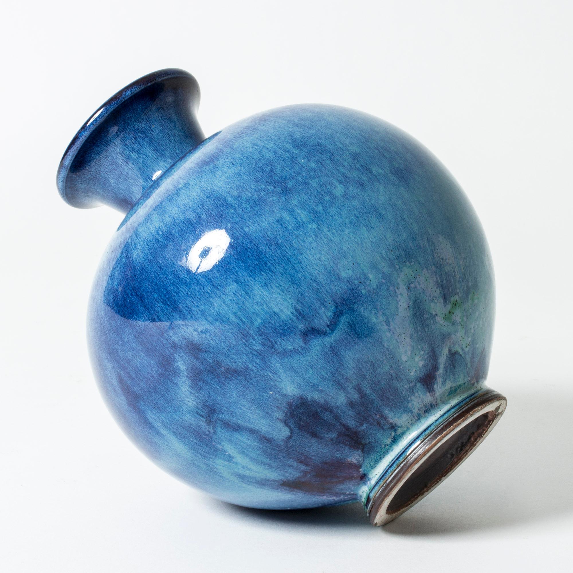 Swedish Stoneware vase by Berndt Friberg, Gustavsberg, Sweden, 1960s