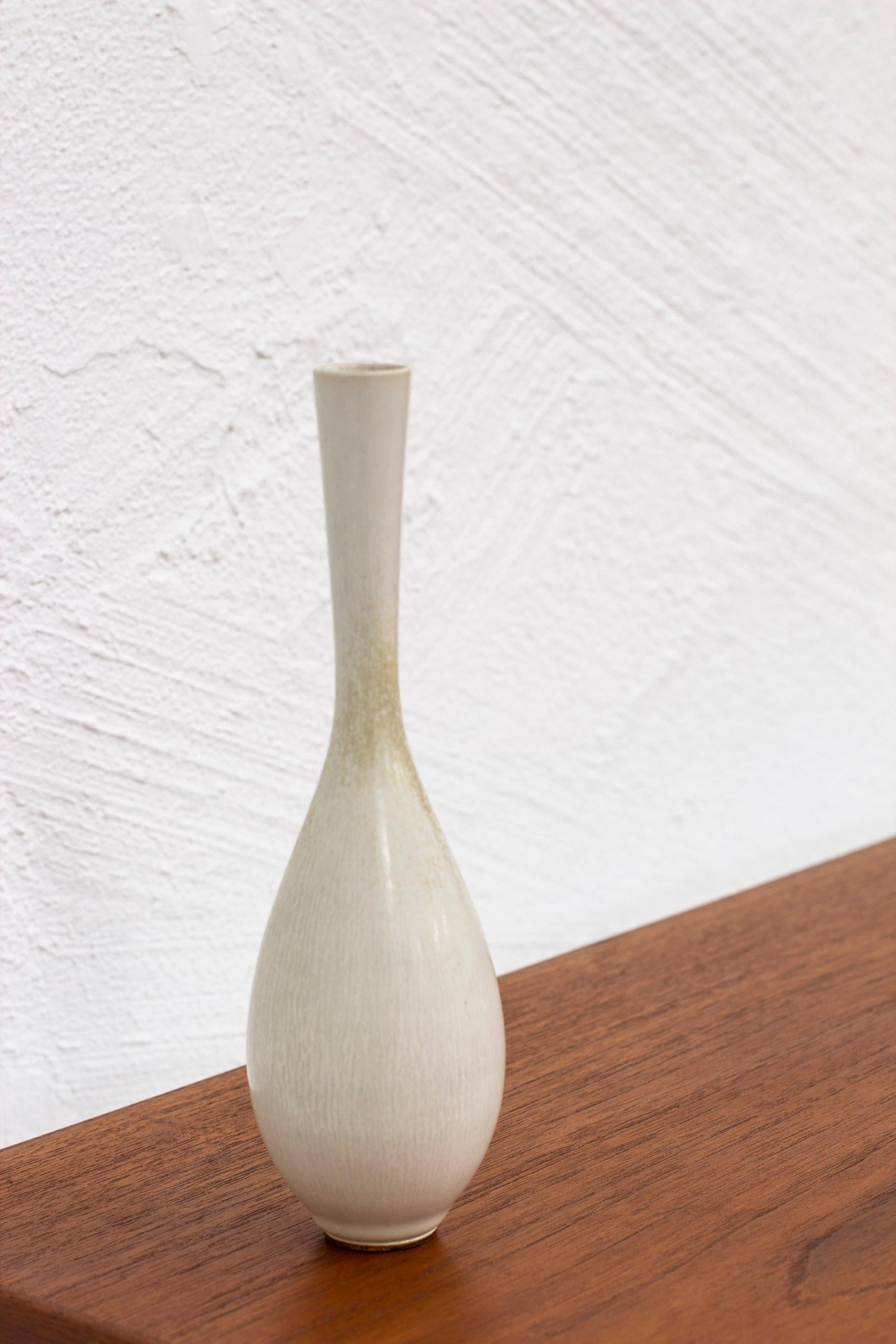 Scandinavian Modern Stoneware Vase by Berndt Friberg, Made at Gustavsberg in Sweden, 1950s For Sale