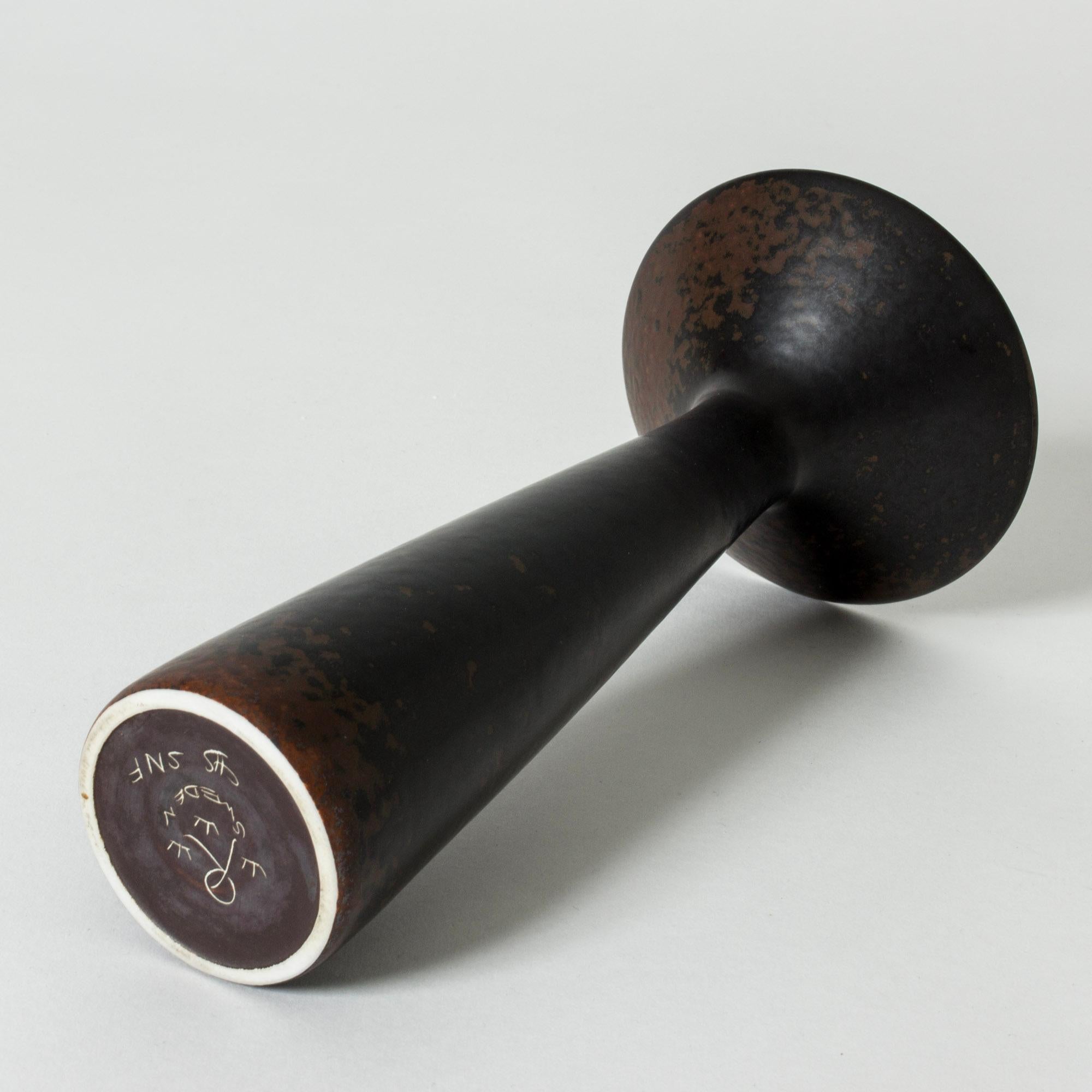 Vaso in gres di Carl-Harry Stålhane, Rörstrand, Svezia, anni '50 In condizioni buone in vendita a Stockholm, SE