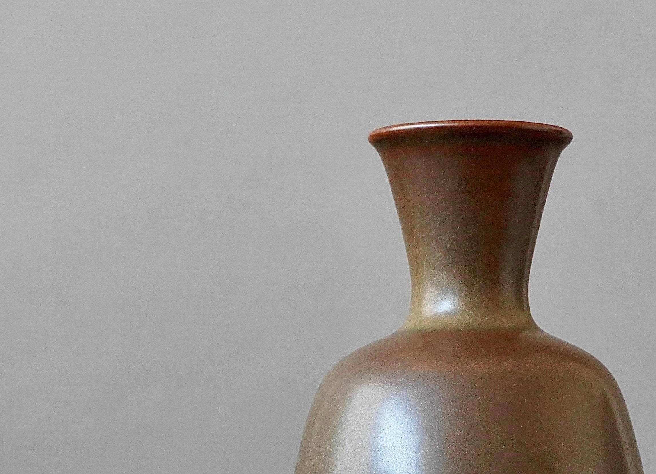Swedish Stoneware Vase by Erich and Ingrid Triller for Tobo, Sweden, 1950s For Sale