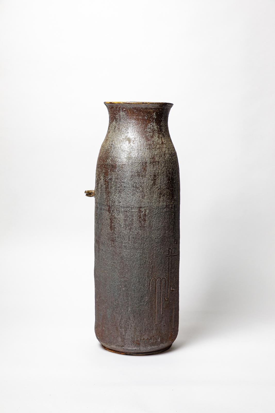 French Stoneware vase by Georges Martin, circa 1970-1980. For Sale