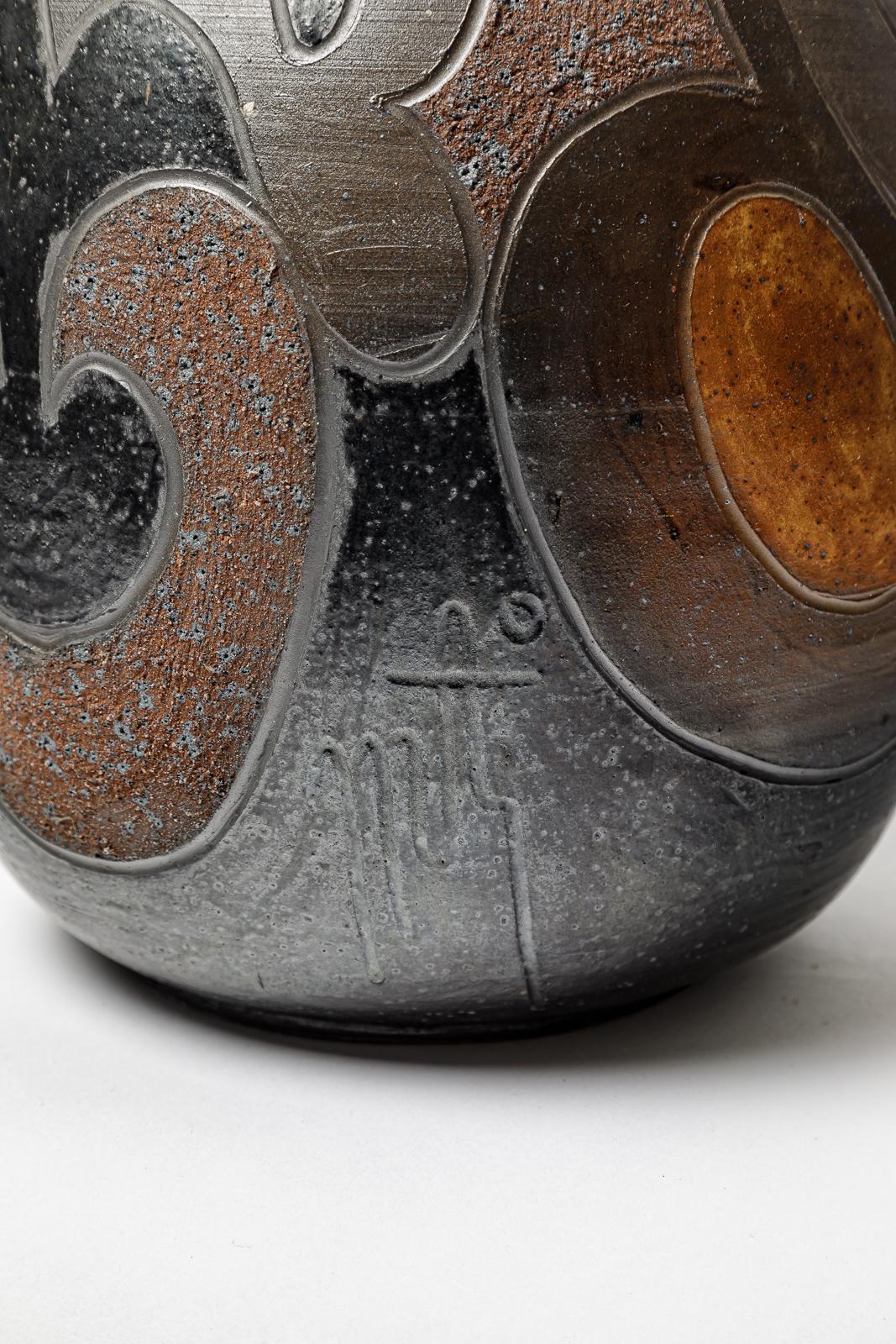 Late 20th Century Stoneware vase by Georges Martin, circa 1970-1980. For Sale