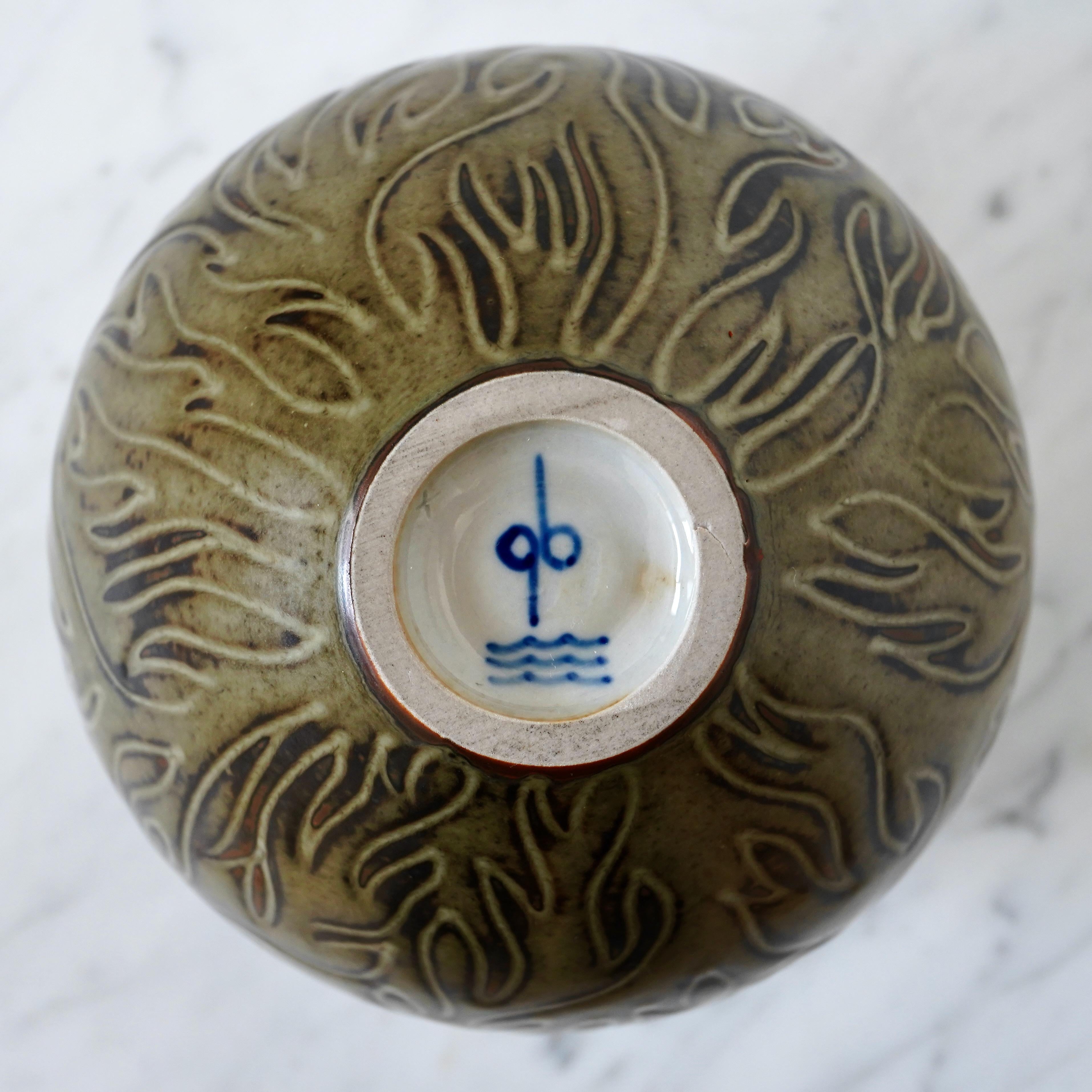 Vaso in gres marrone di Gerd Bogelund per Royal Copenhagen, Danimarca, anni '50 in vendita 2