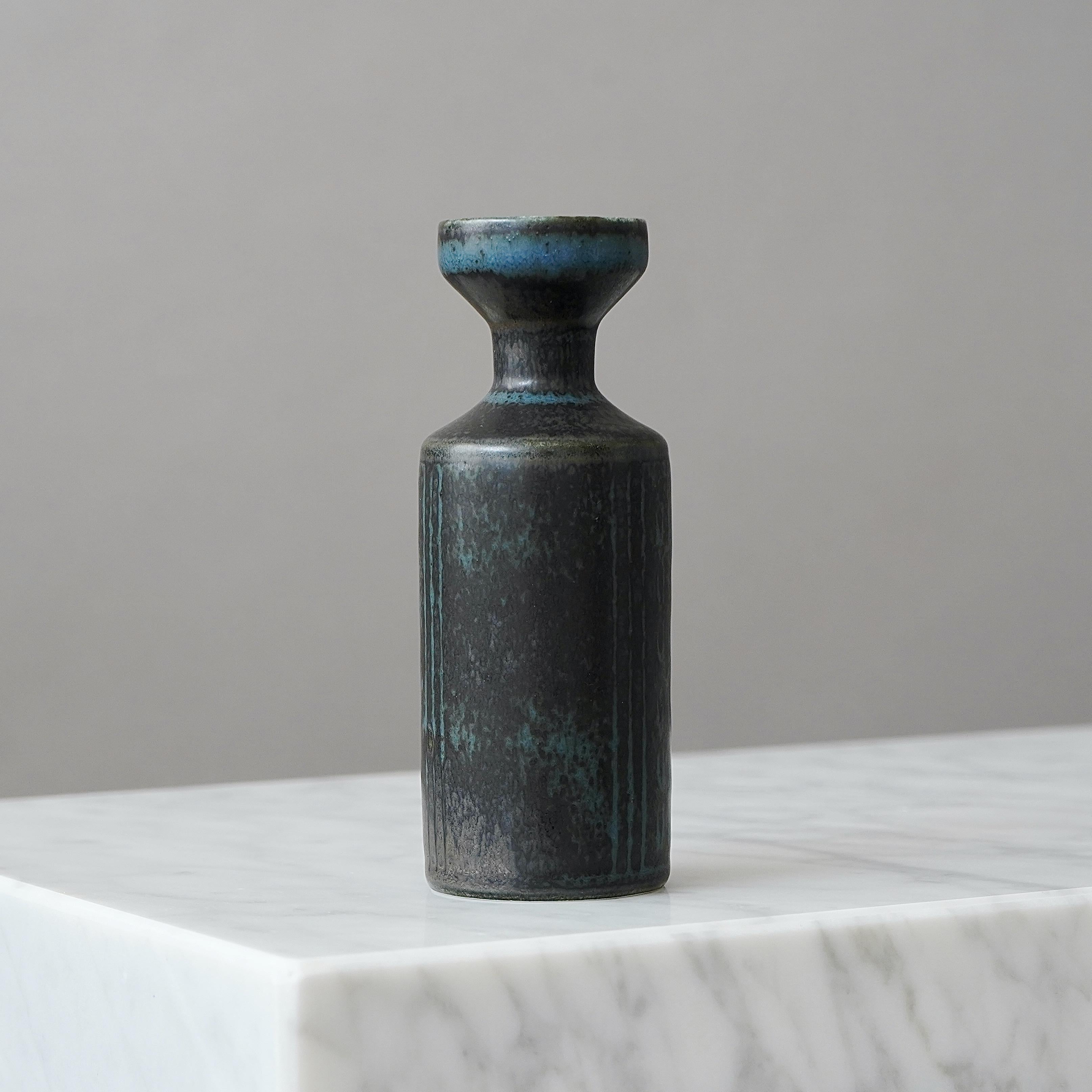 Vaso in gres di Gunnar Nylund per Rorstrand, Svezia, anni '50 In condizioni buone in vendita a Malmö, SE