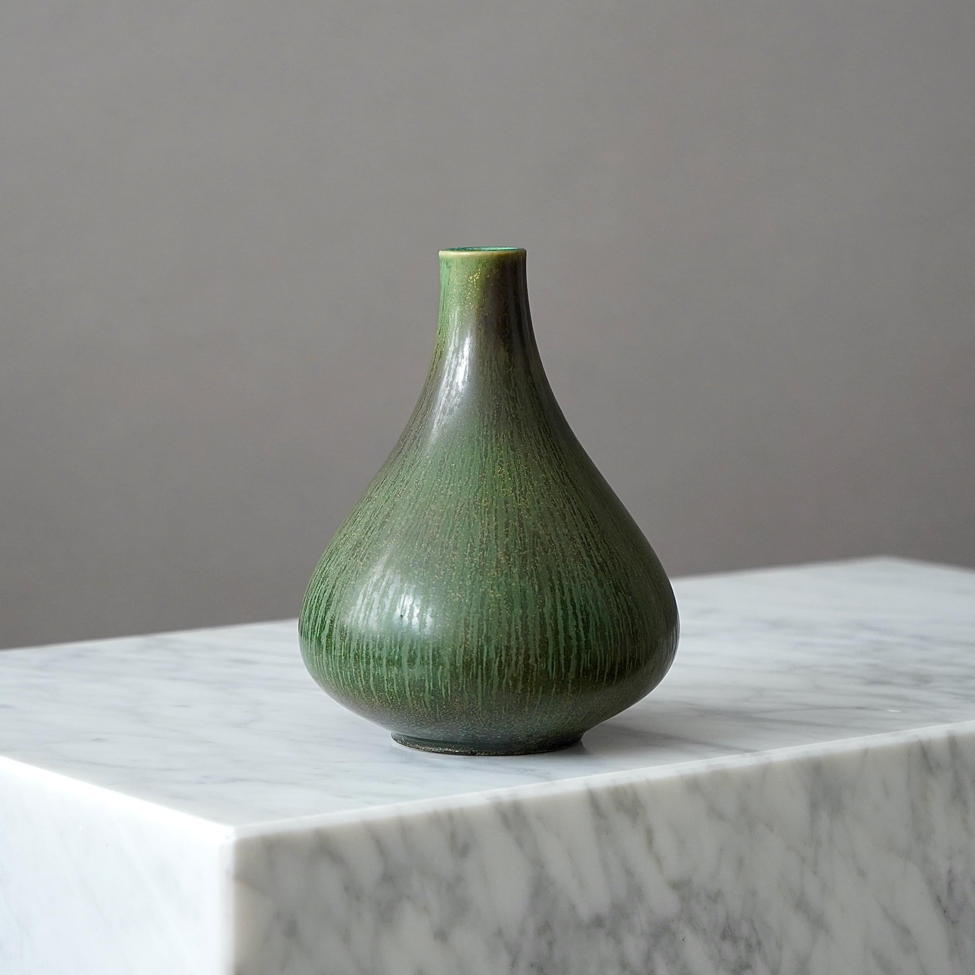 20ième siècle Vase en grès par Gunnar Nylund pour Rorstrand, Suède, années 1950 en vente