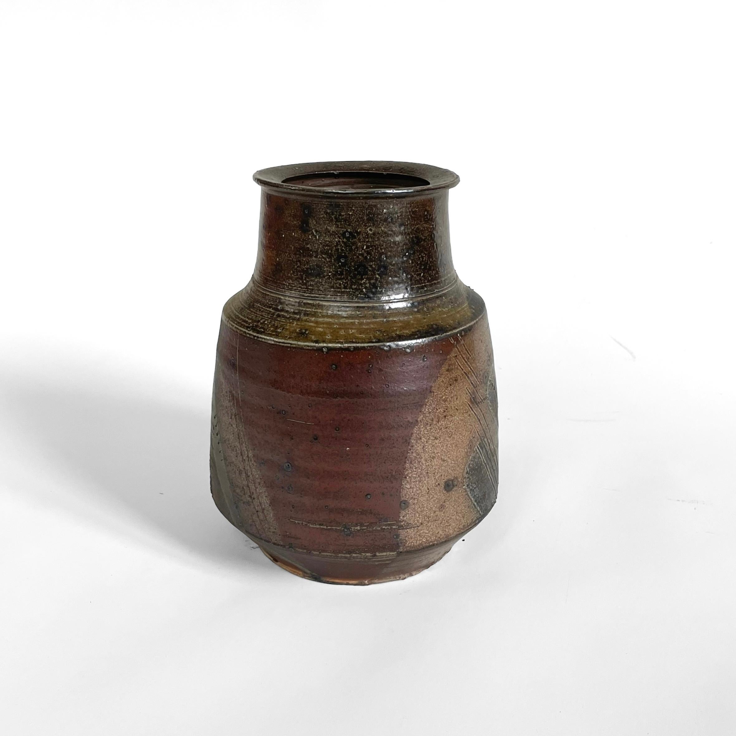 Stoneware vase by Gustave Tiffoche, Guérande, France, circa 1980.
Incised signature “Tiffoche” under the base.
 Perfect condition 

H21cm / 8.27in