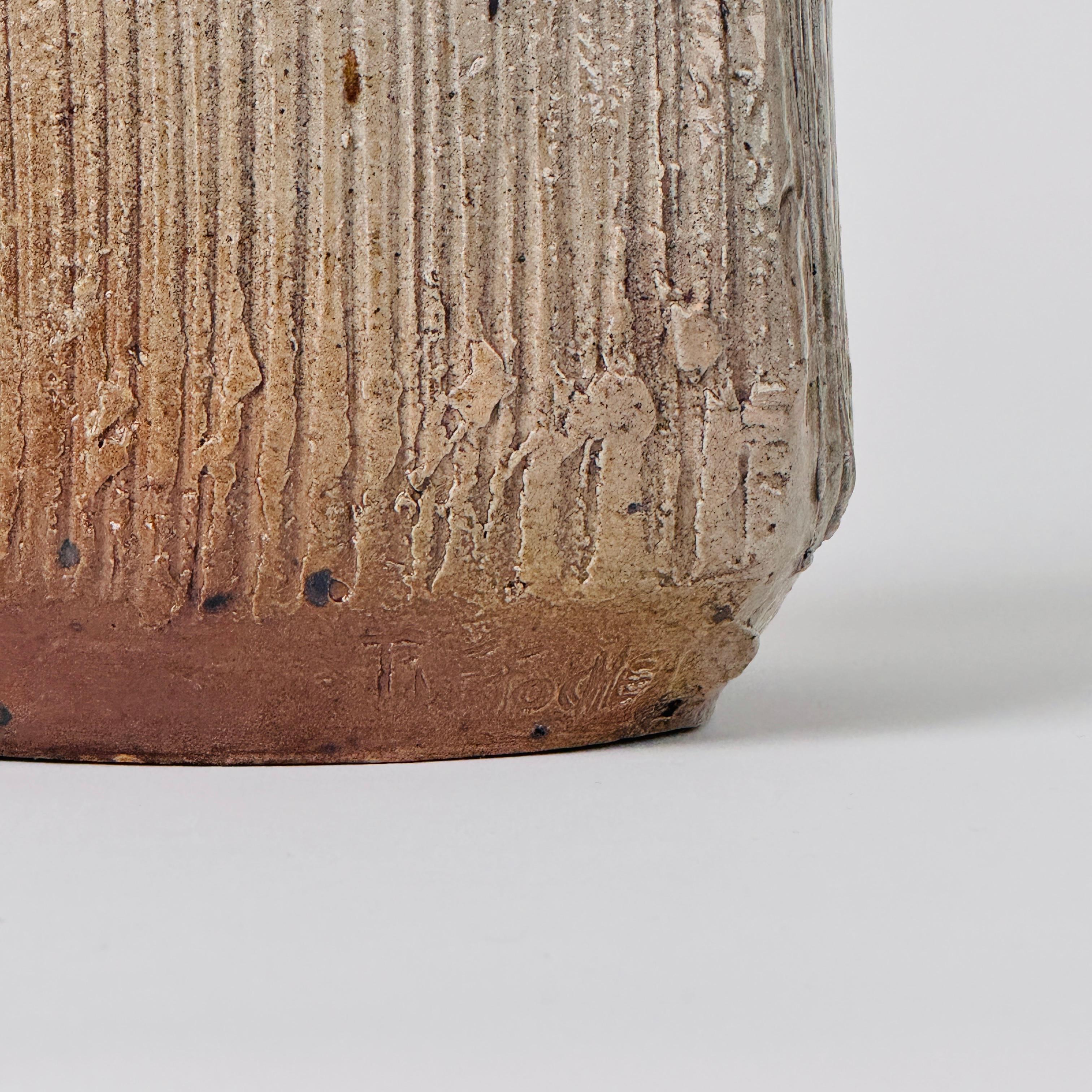 Fin du 20e siècle Vase en grès de Gustave Tiffoche, décor scarifié, France, vers 1970 en vente