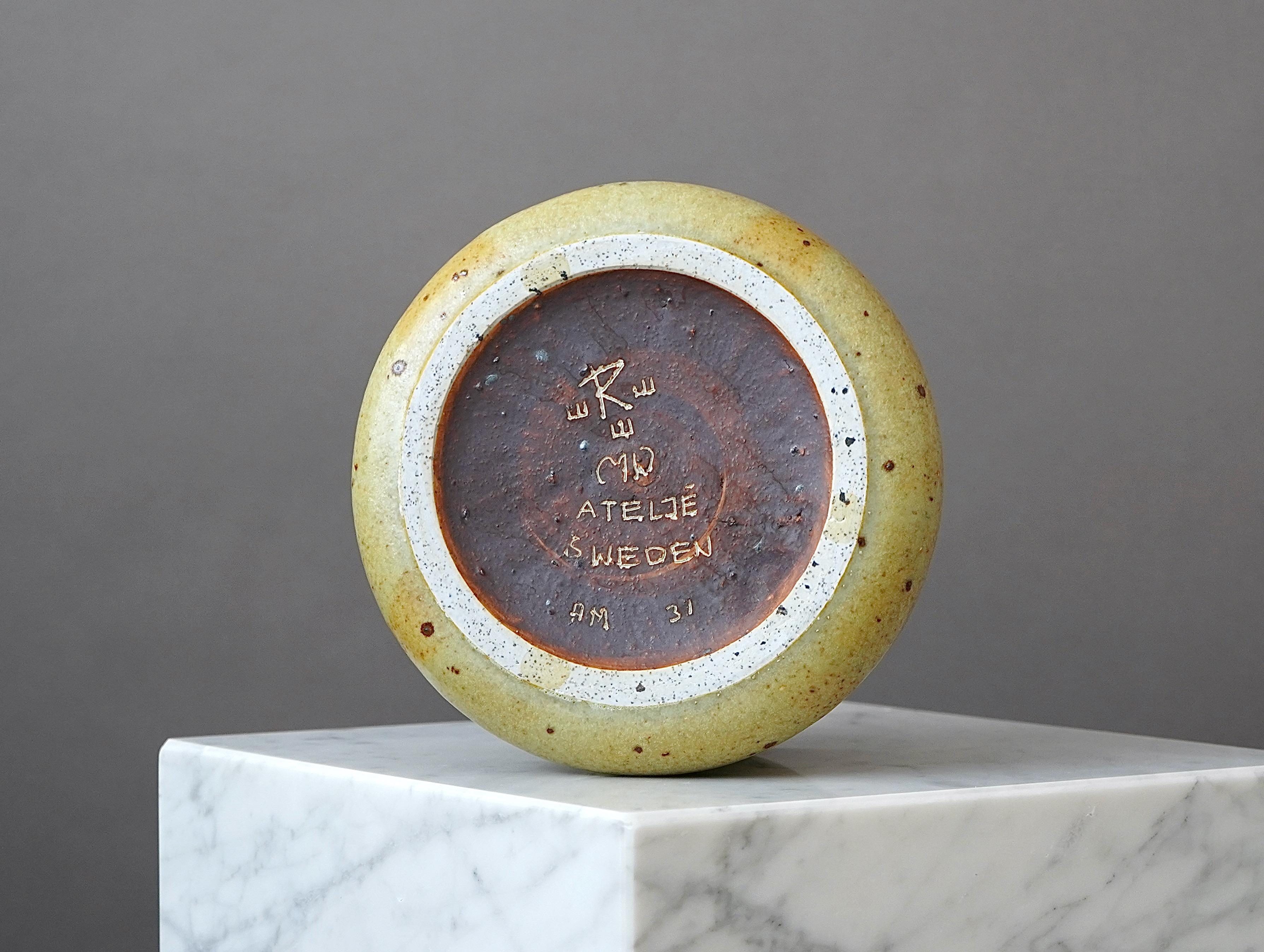 Vaso in gres giallo di Marianne Westman per Rorstrand, Svezia, anni '60 in vendita 2