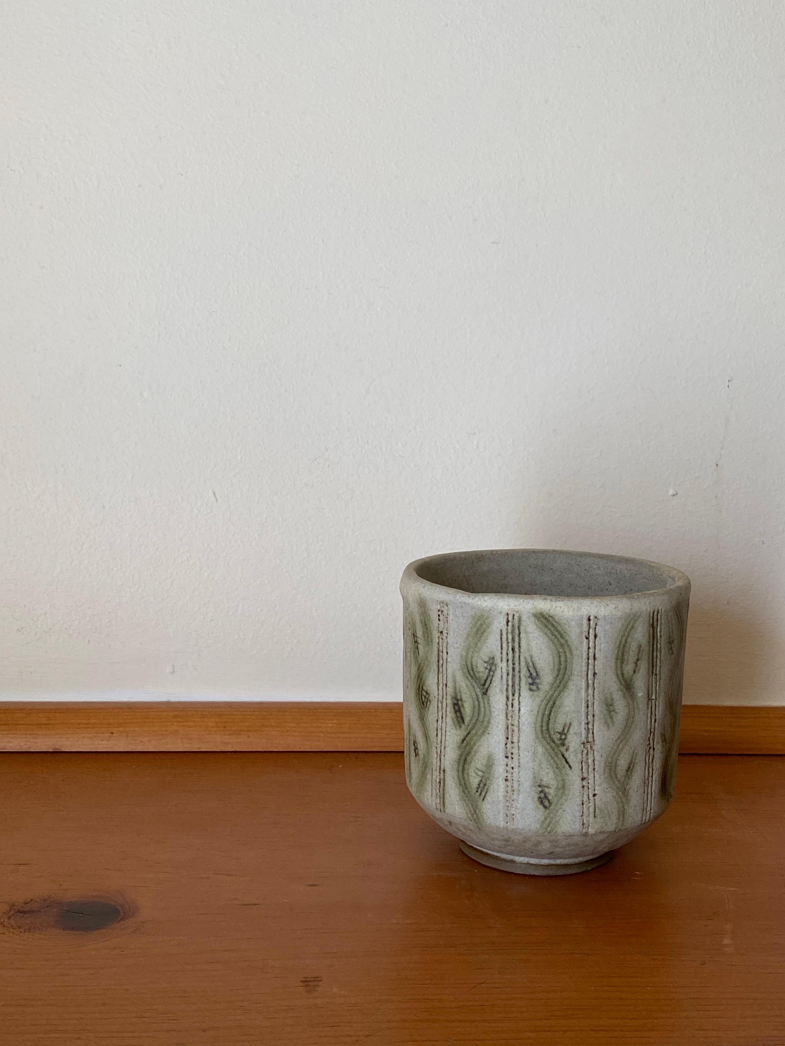 Cotto in fornace Vaso in gres di Nancy Wickham del Vermont Workshop ex. Design Technics in vendita
