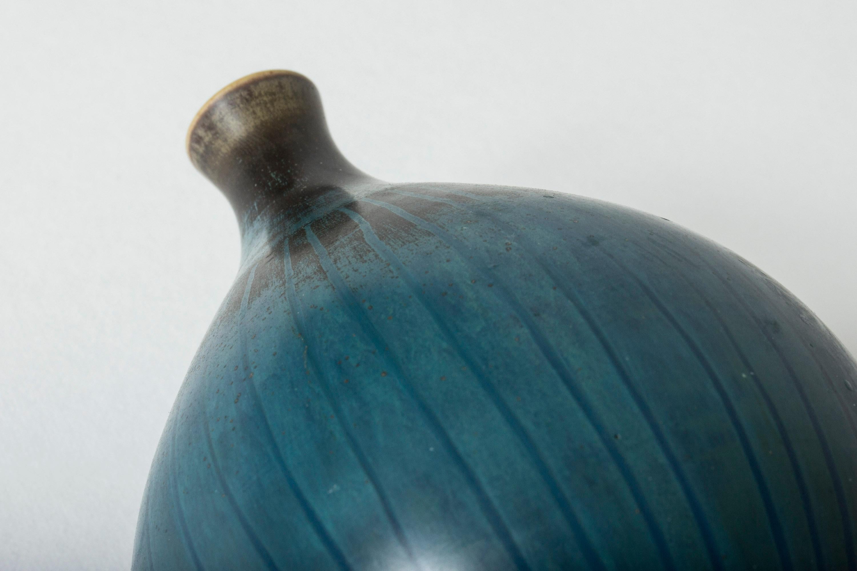 Stoneware Vase by Stig Lindberg, Gustavsberg, Sweden, 1960s In Good Condition In Stockholm, SE