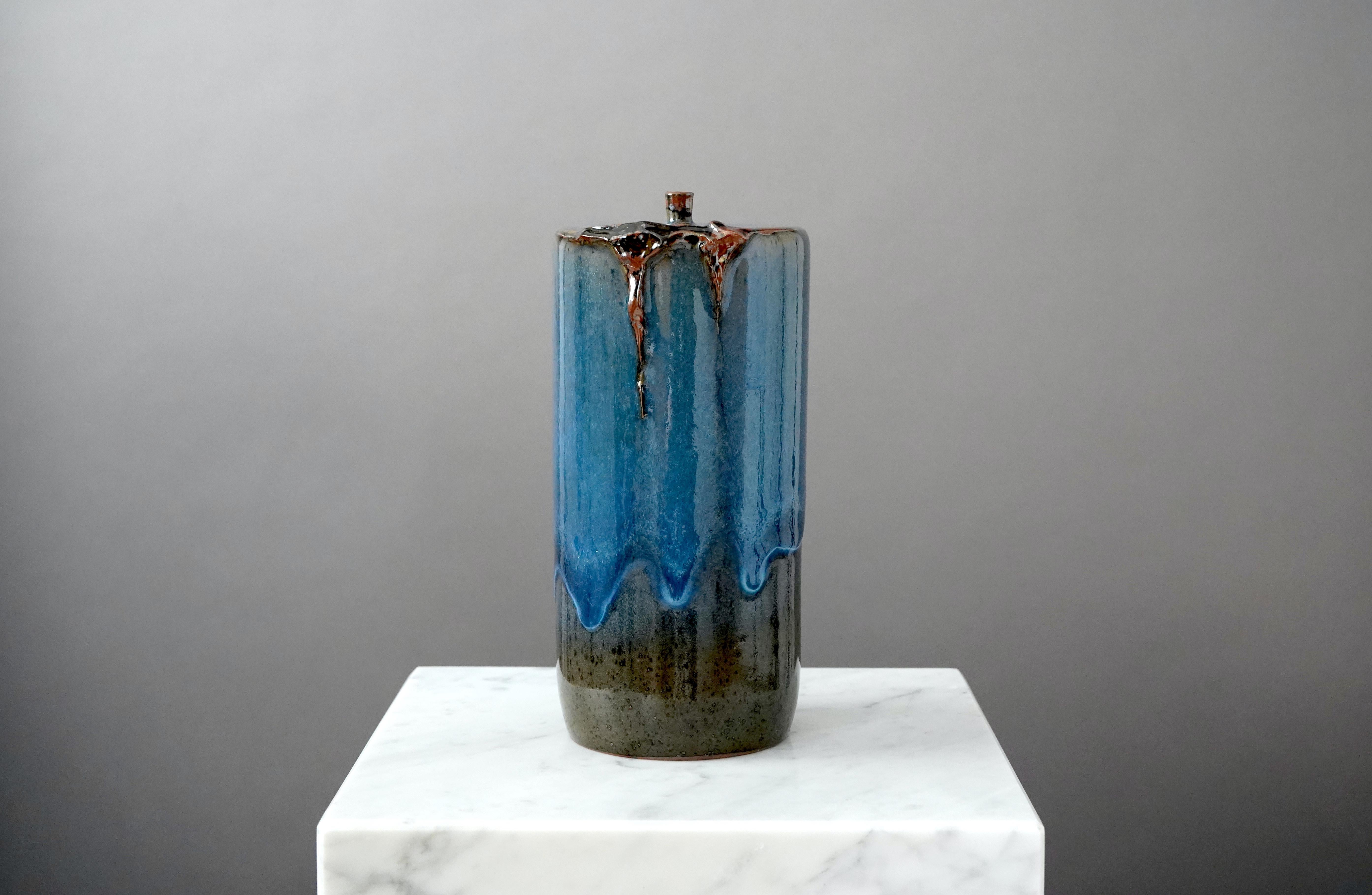Stoneware Vase by Swedish Ceramist Claes Thell In Excellent Condition For Sale In Malmö, SE