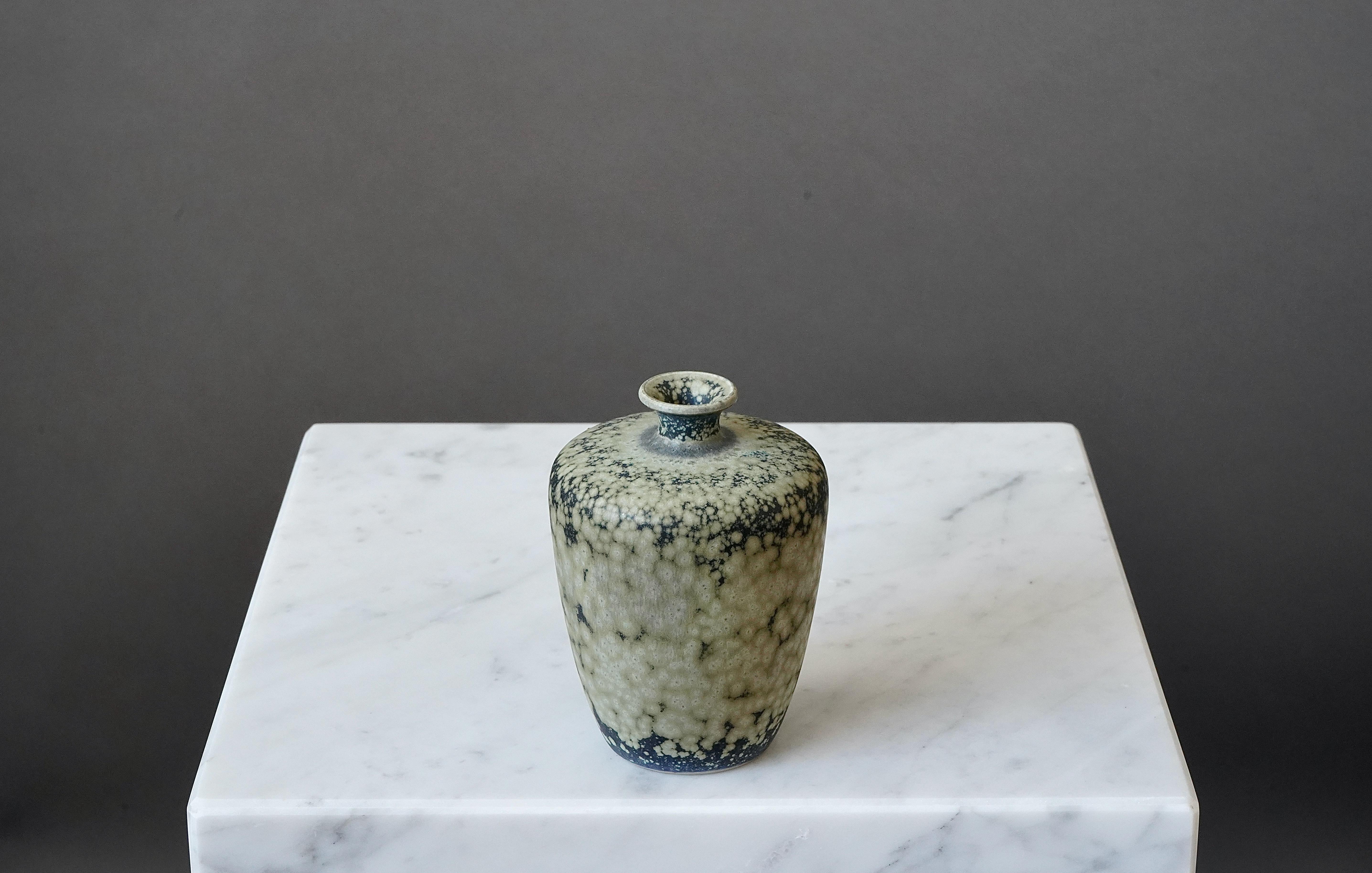 Scandinavian Modern Stoneware Vase by Swedish Ceramist Rolf Palm, 1980 For Sale