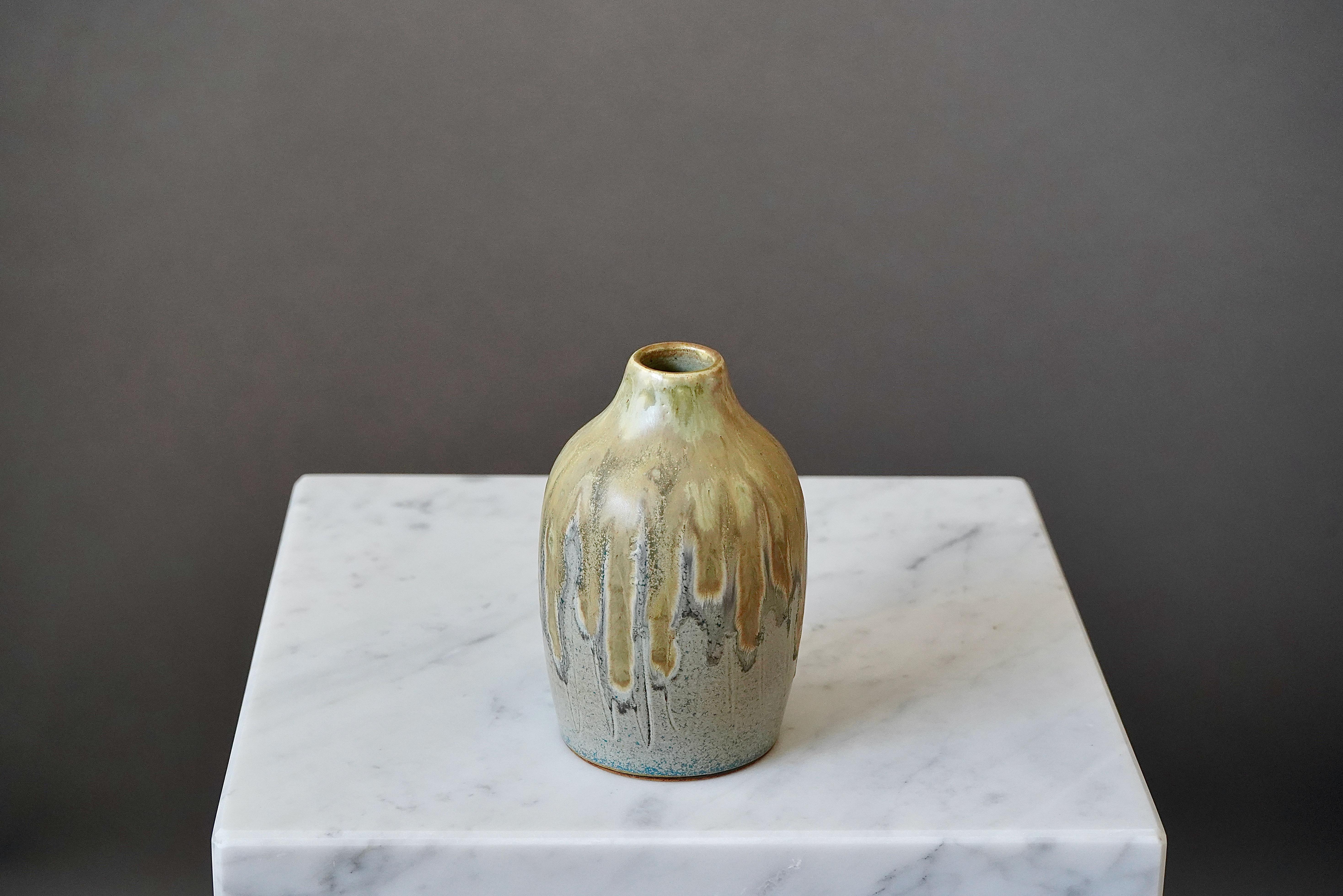 Scandinavian Modern Stoneware Vase by Yngve Blixt, Höganäs, Sweden, 1957 For Sale