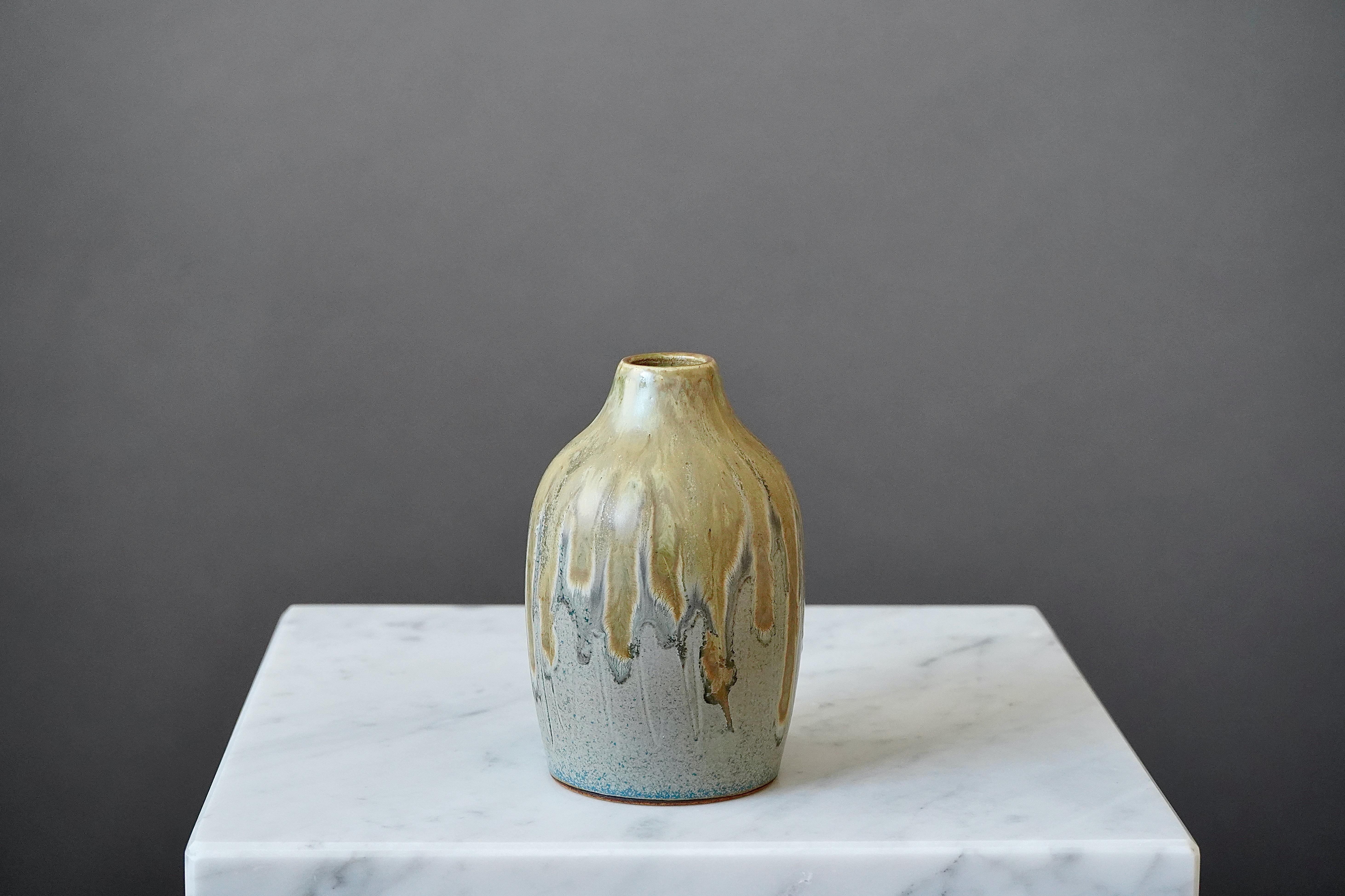 Turned Stoneware Vase by Yngve Blixt, Höganäs, Sweden, 1957 For Sale