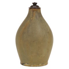 Vase aus Steingut, Deckel aus patinierter Bronze, hergestellt von Royal Copenhagen
