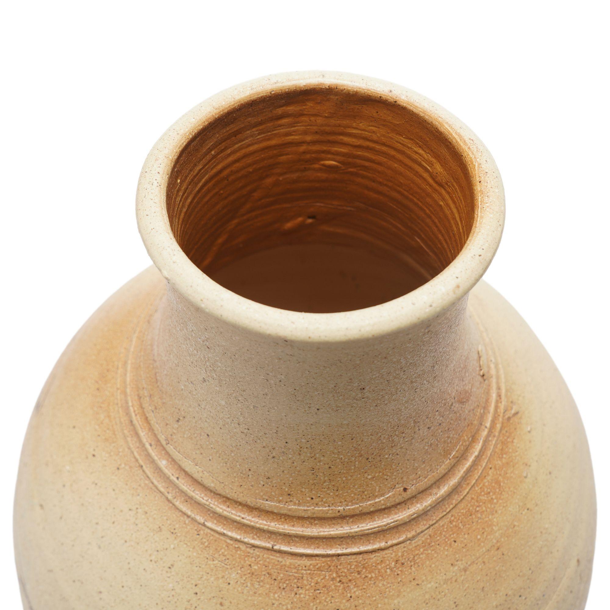 Stoneware vase with elephant sketch by Bruce Howdle, 1980's For Sale 1
