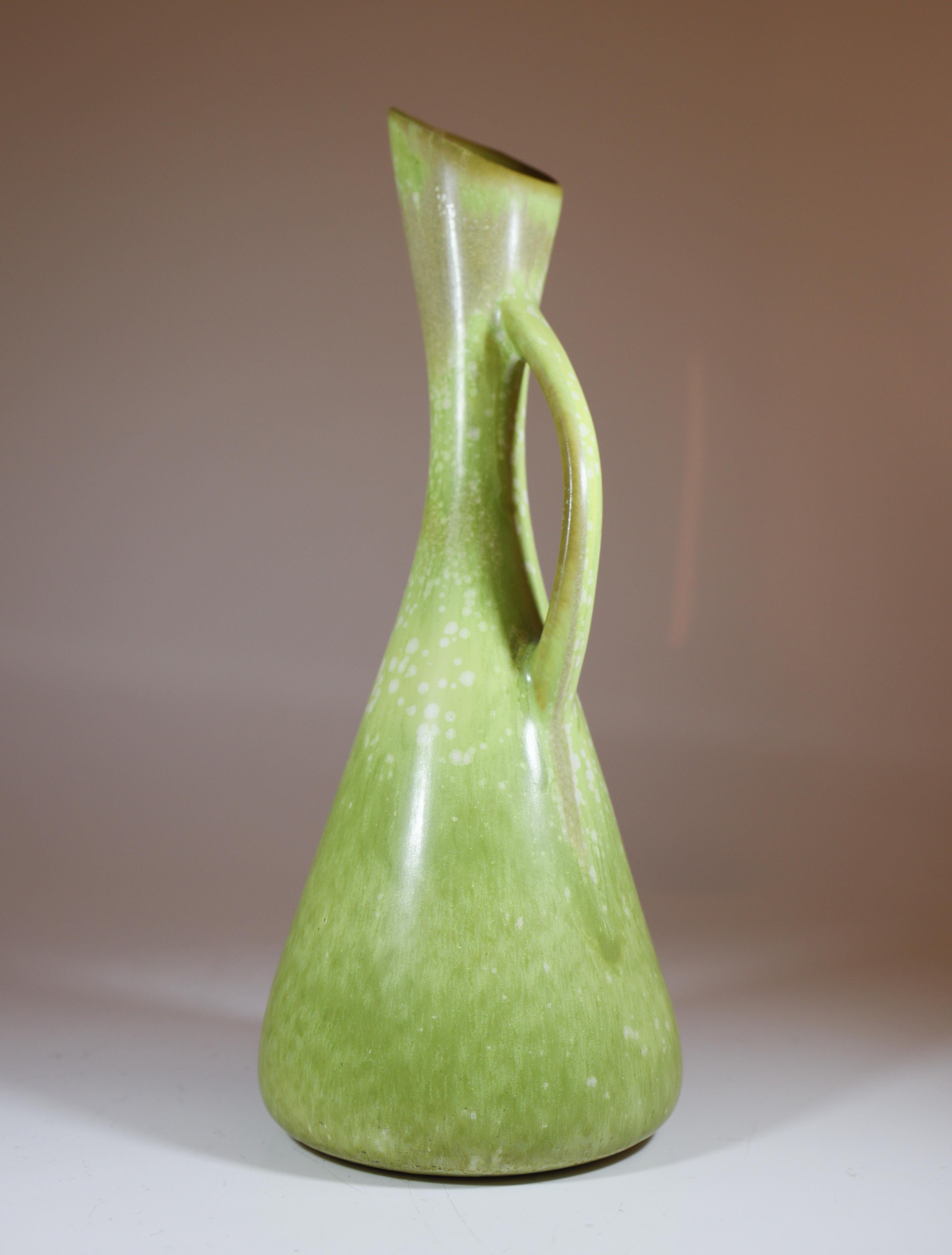 A vase designed by Gunnar Nylund at Rörstrand, the vase is 24.5 cm high and it is in mint condition.