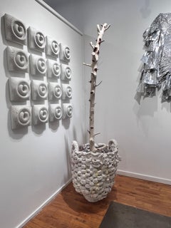 Escultura mural de gres de Nathaniel Patschke