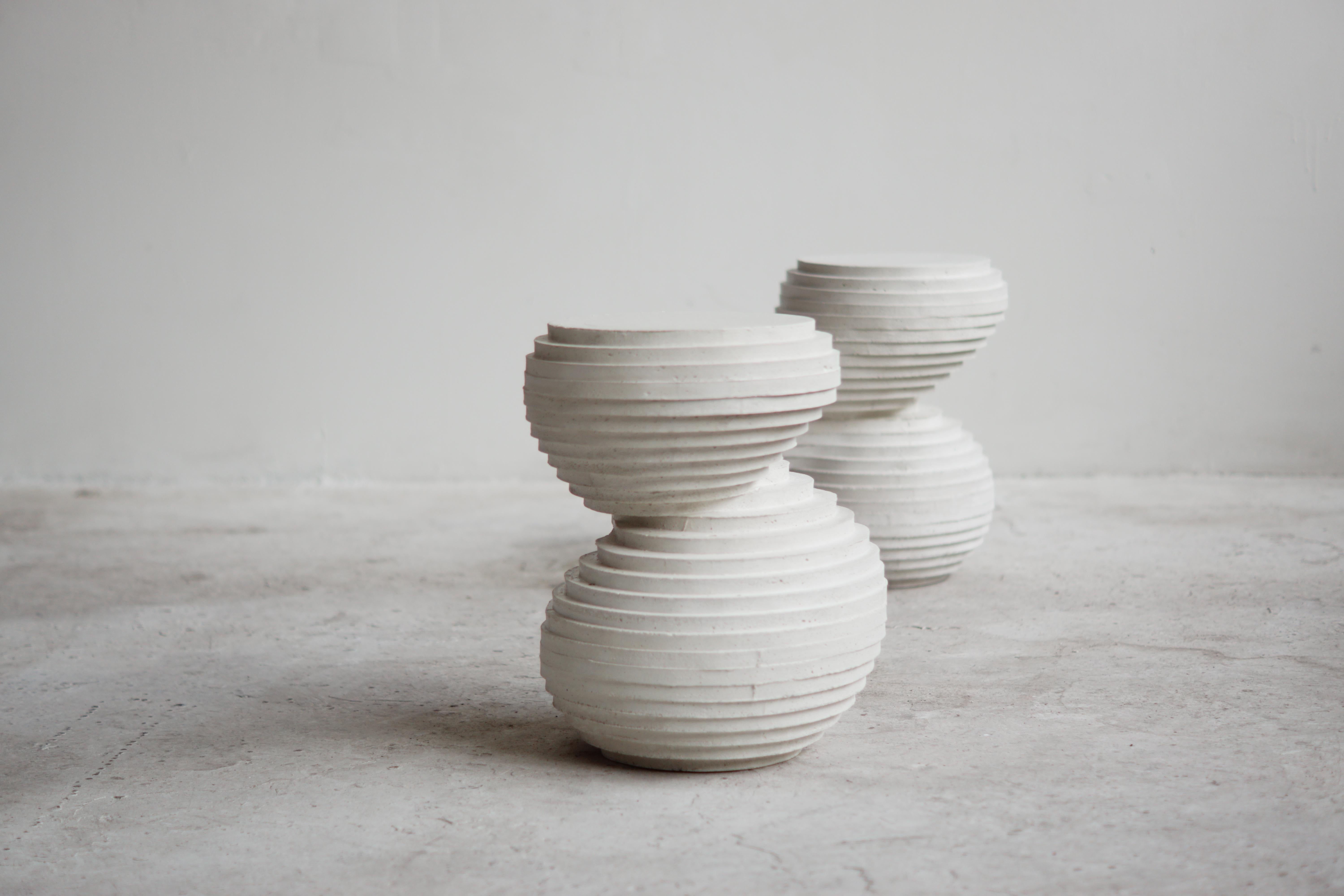 Brutalisme OOL 003 - Blanc en vente