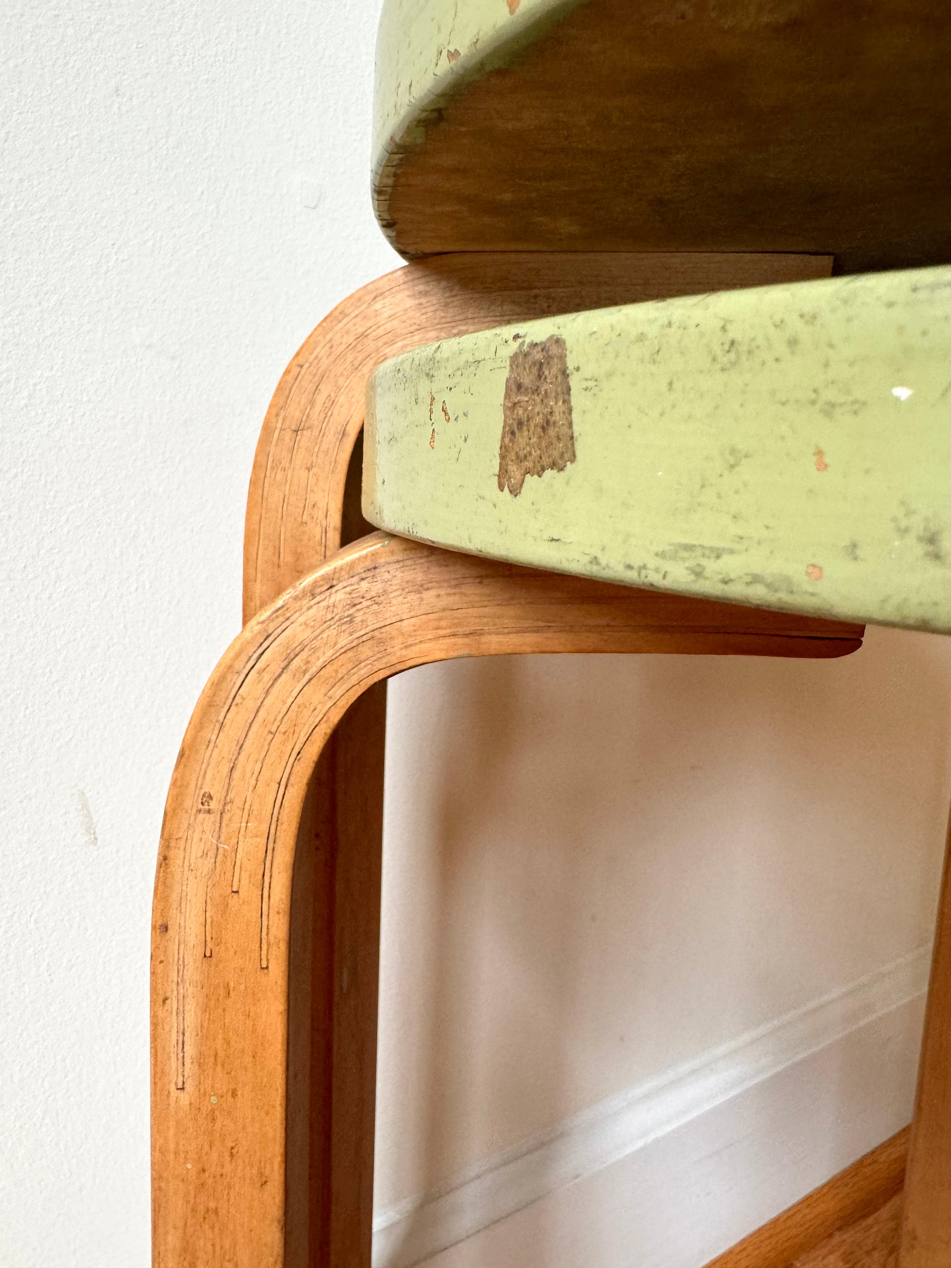 Tabouret 60 à assise articulée par Alvar Aalto+Aalto pour Artek, 1930-40s en vente 2