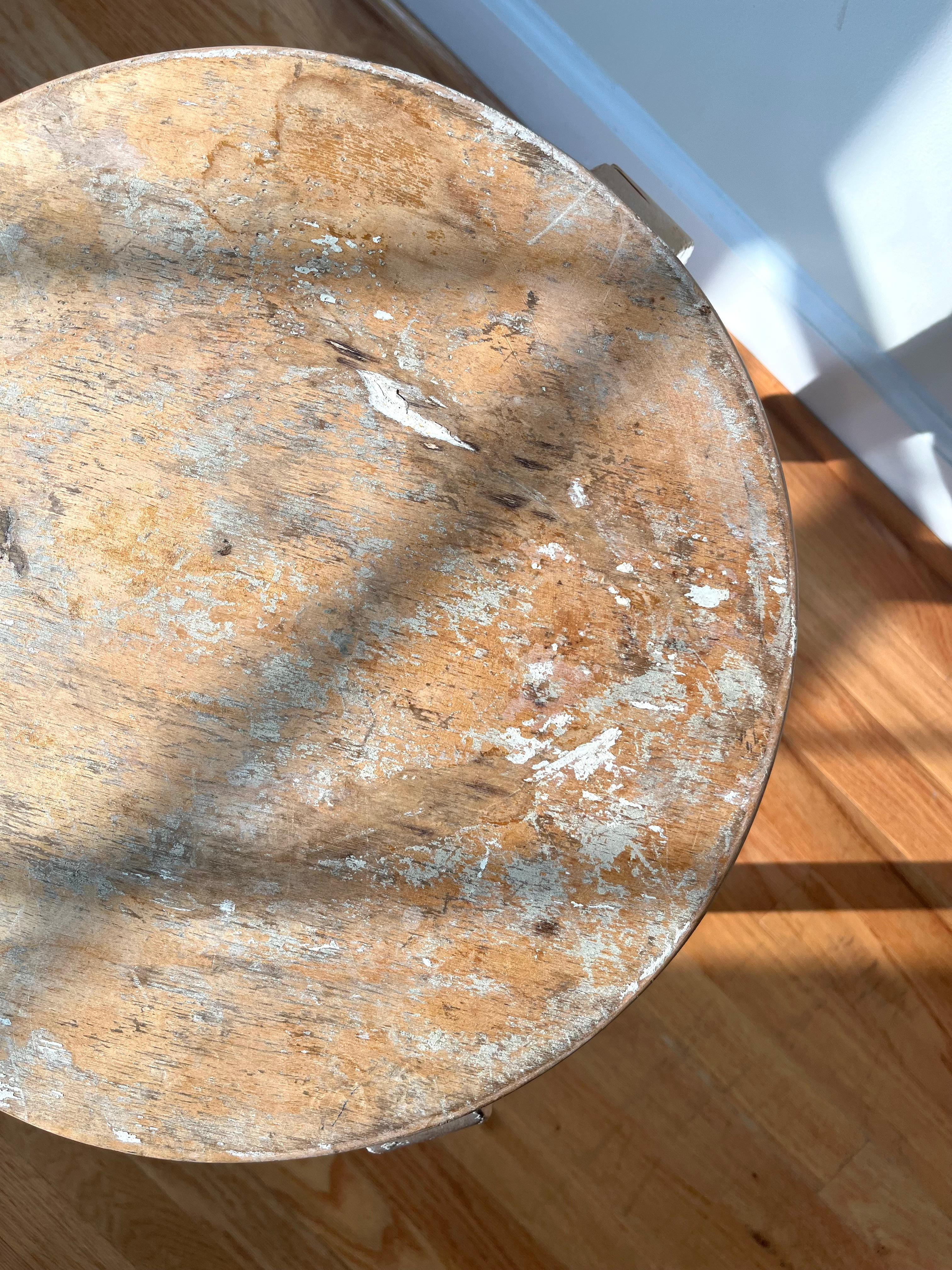 Sgabello 60 con seduta a incastro di Alvar Aalto per Artek (anni '50) in vendita 4