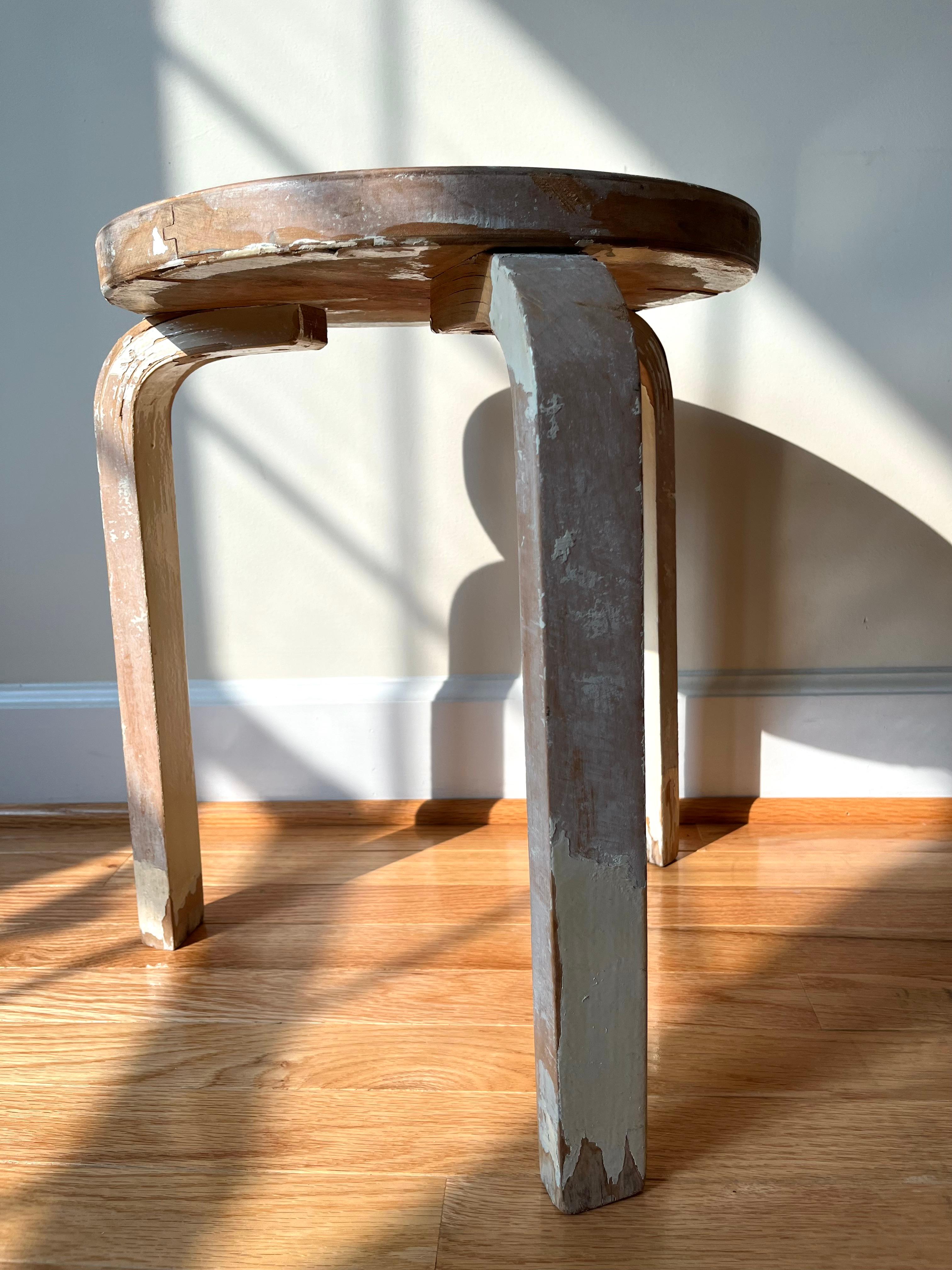 20th Century Stool 60 with finger joint seat by Alvar Aalto for Artek, 1950s For Sale