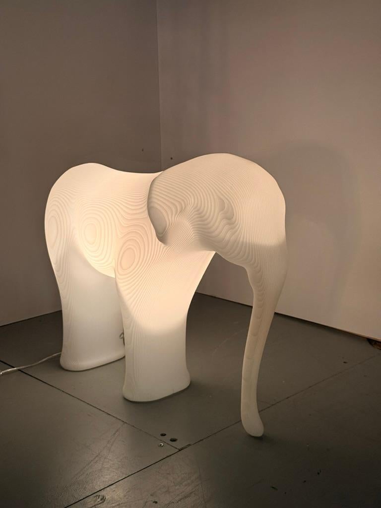 Sgabello e luce Elephant - Design olandese Richard Hutten per Gispen - 2008 in vendita 1