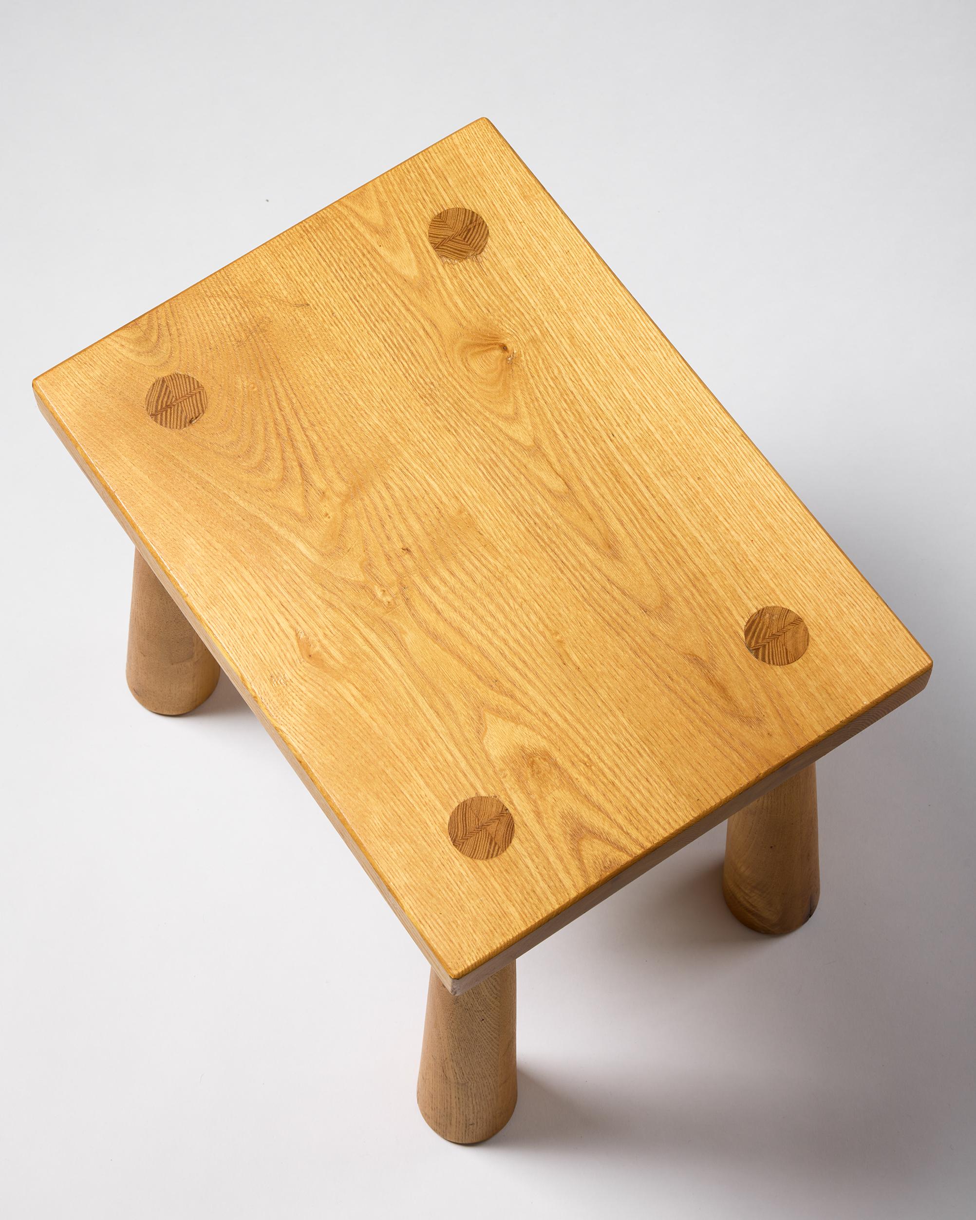 Taburete rectangular de roble de mediados de siglo siglo XX en venta