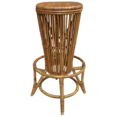 Stool bar in Rattan from 1960s, Italy Vintage Stool bar in Rattan from 1960s, Italy