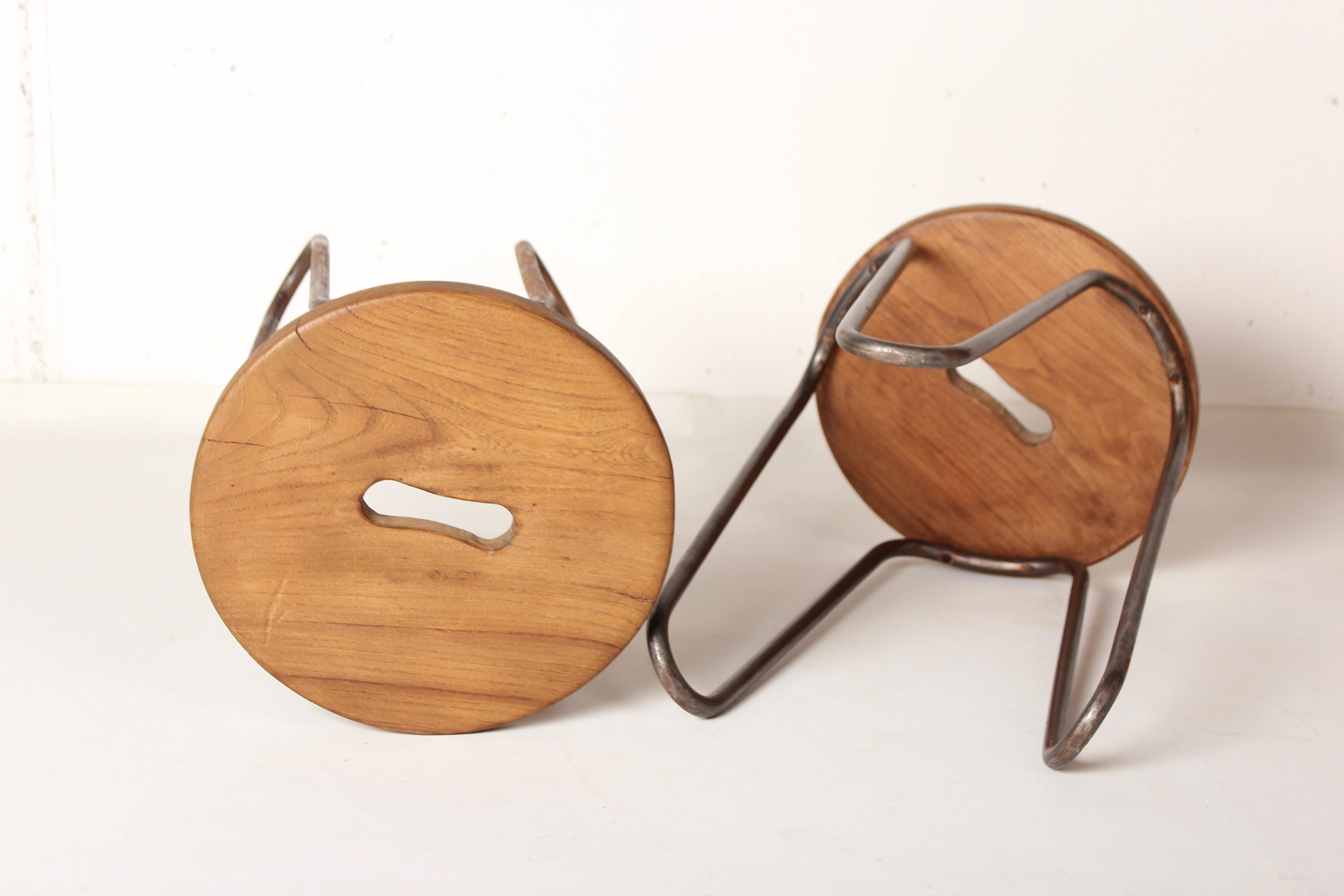 Milieu du XXe siècle Tabouret de Cesar Janello pour Raoul Guys Aa Éditions, 1947
