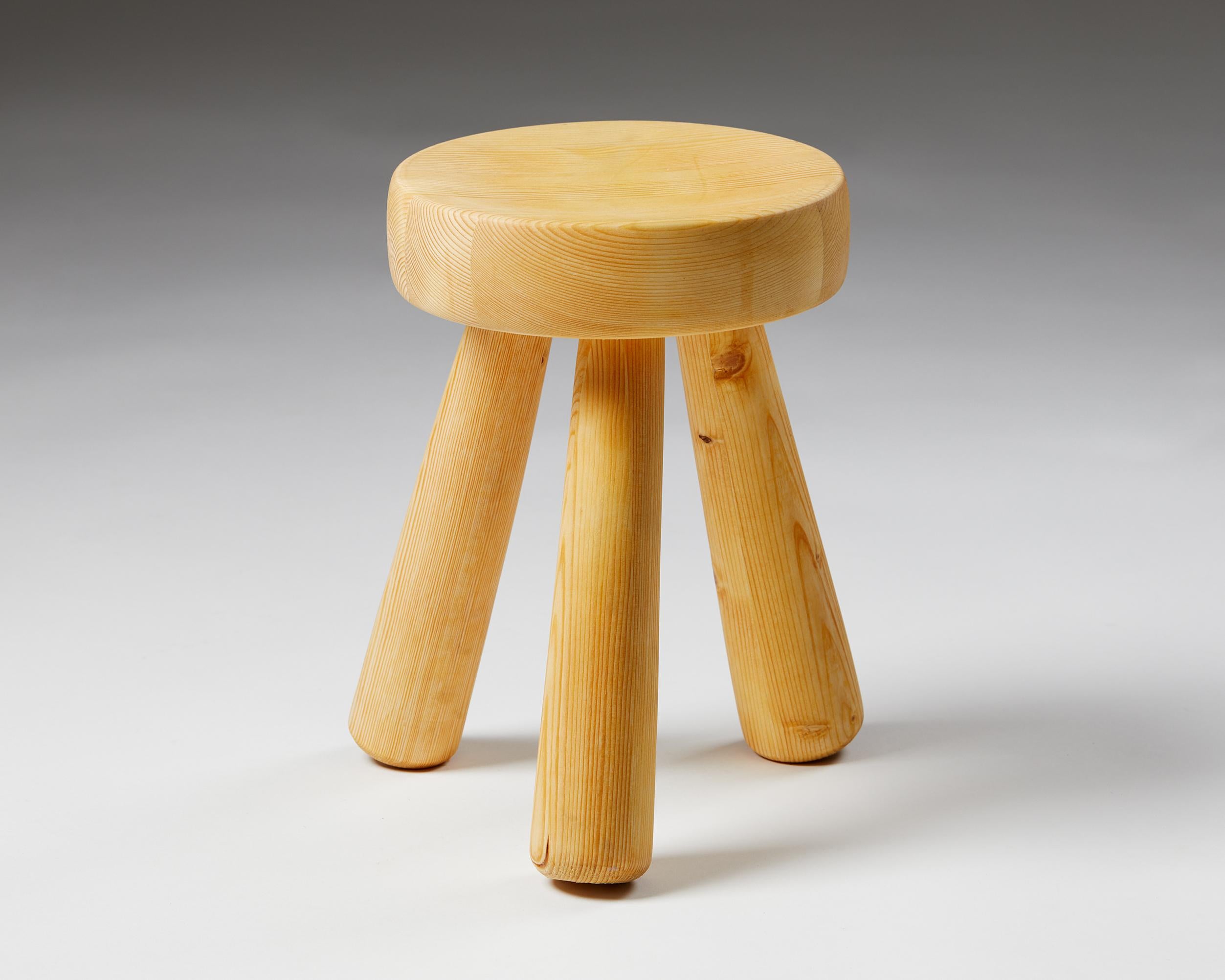 Stool designed by Ingvar Hildingsson for I.H. Slöjd,
Sweden, 1970s.

Birch.

Marked: IH

Dimensions:
H: 36 cm/ 14