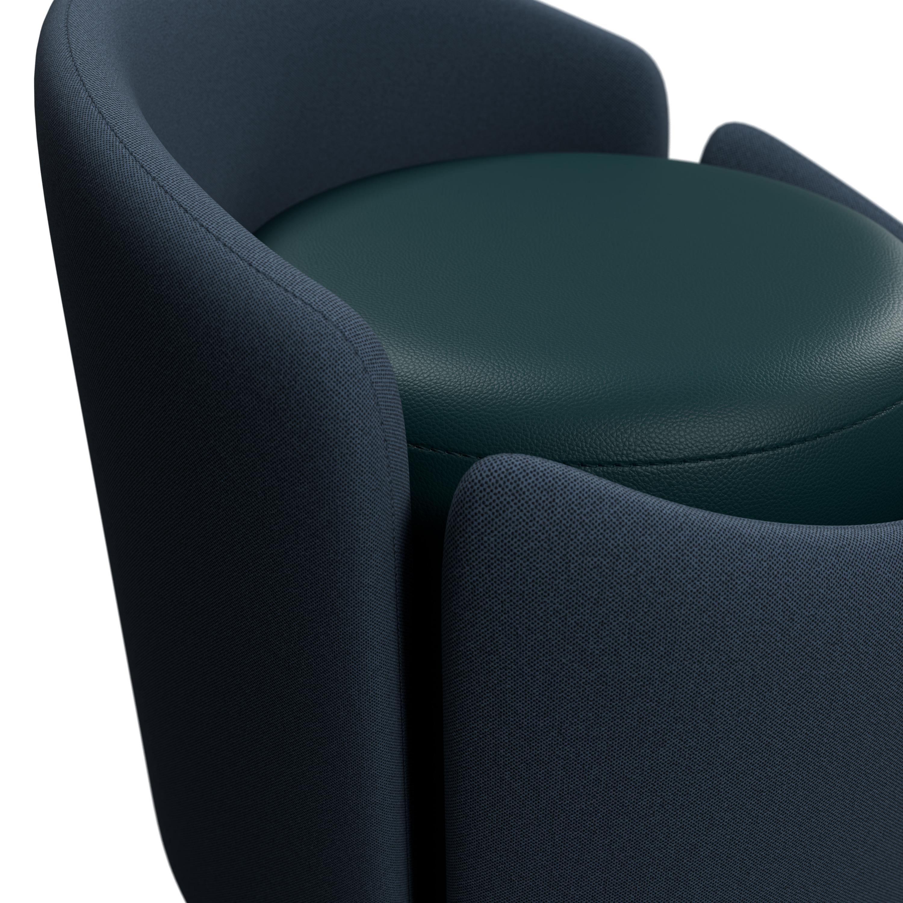 Taburete Doppia Easy Clean Noche Piel azul y pavo real hecho a mano por Murmurio Portugués en venta