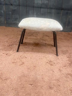 Tabouret de style français des années 1950, créé par Pierre Guariche pour Meurop