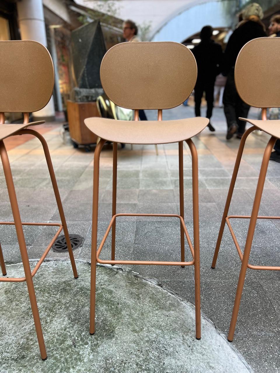 Stool HARI H75
Designer: estudi{H}ac
Country: Spain
Year of design: 2020
DIMENSIONS
Height: 105 cm
Width: 42 cm
Depth: 47 cm
The Hari stool is perfect for adding a touch of originality and style to your interior design, while being functional and