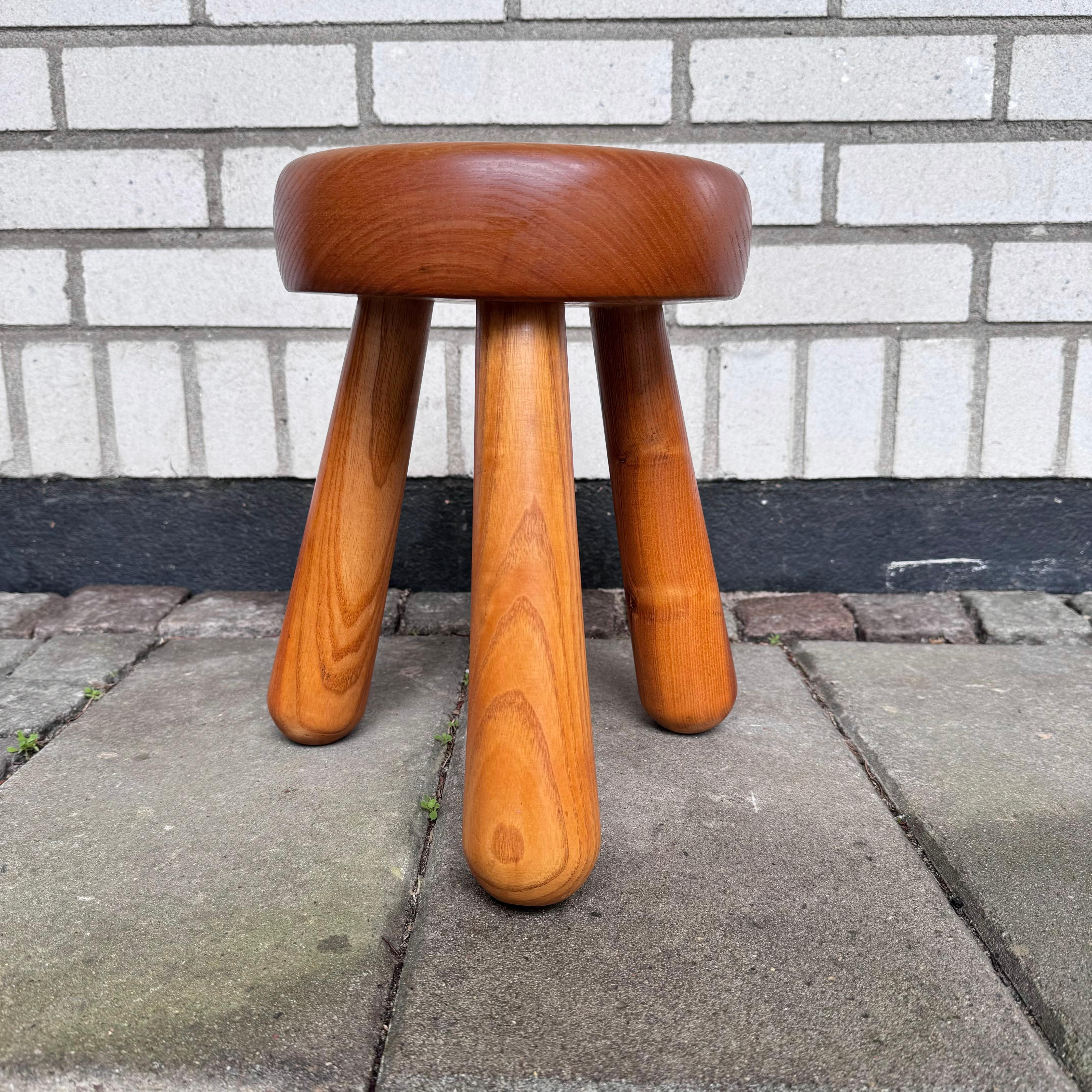 Rare stool in solid ash and beech from the 1970s. Manufactured by IH slöjd Rockneby, Sweden. 