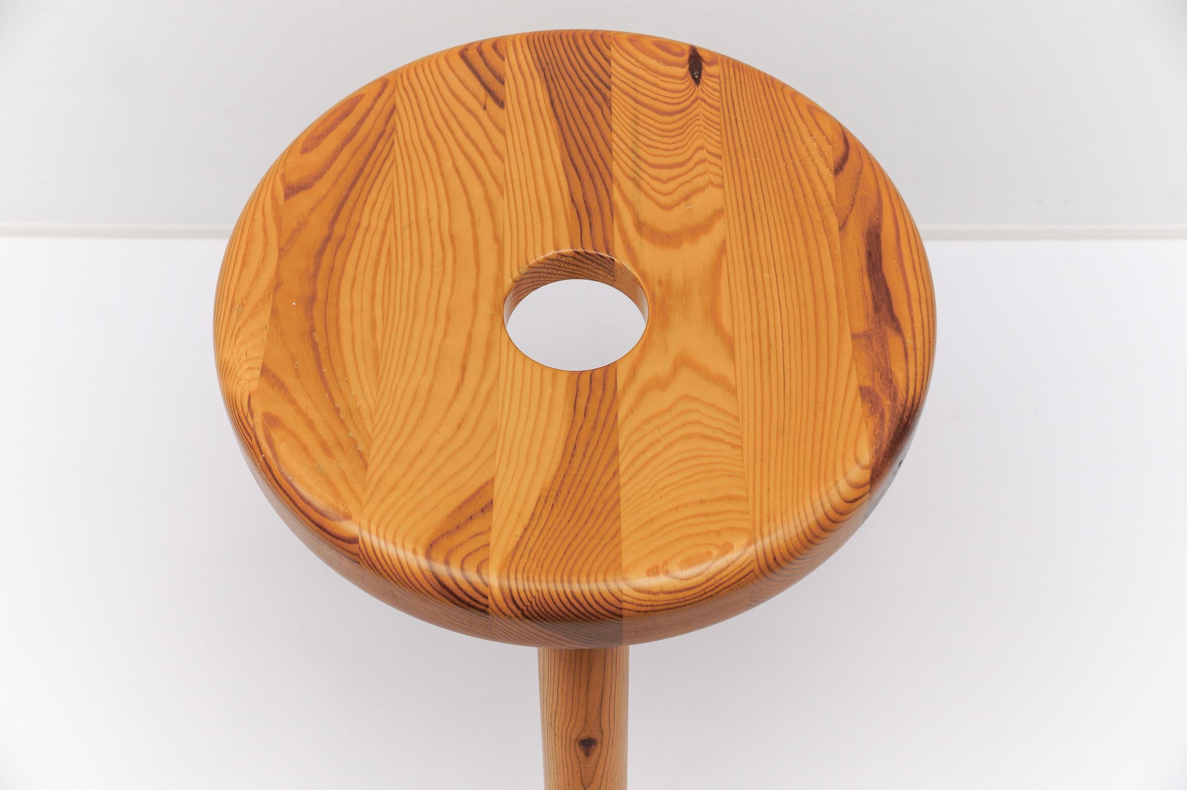 Sgabello in stile 'Sauna' di Bertel Gardberg in legno di pino, Wood, anni '60 In condizioni buone in vendita a Nürnberg, Bayern