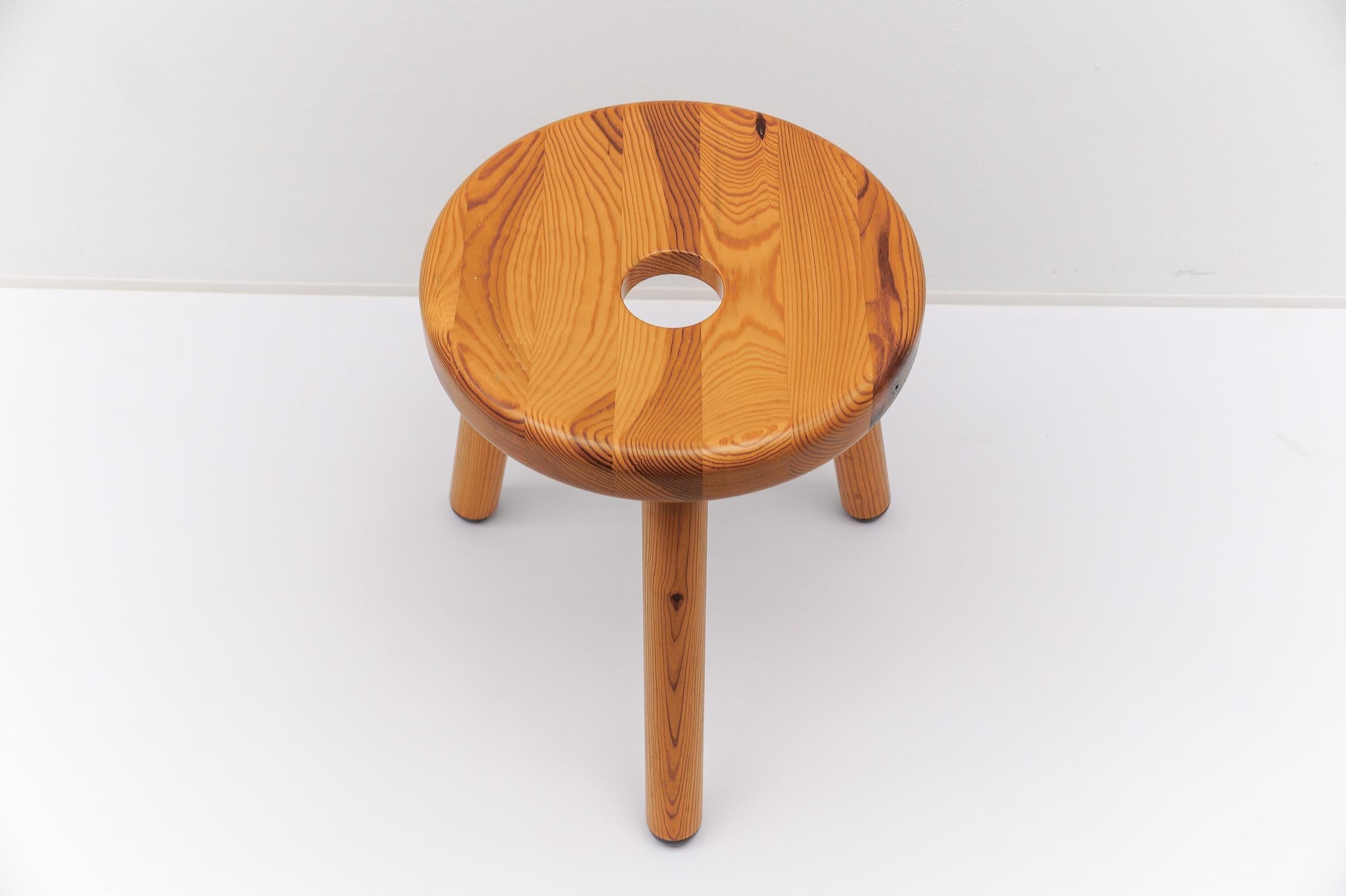 Metà XX secolo Sgabello in stile 'Sauna' di Bertel Gardberg in legno di pino, Wood, anni '60 in vendita