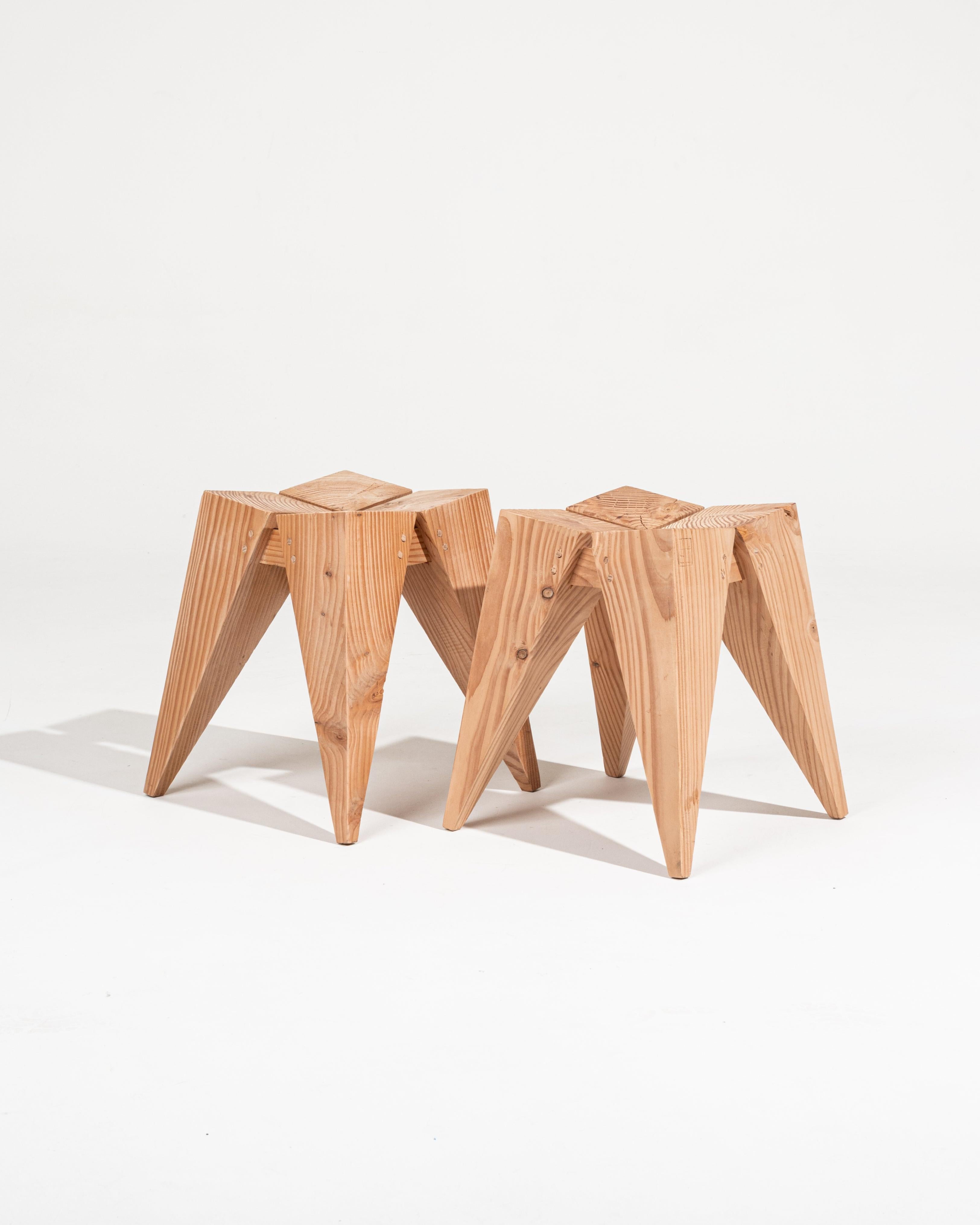 Stool in carved wood For Sale 6